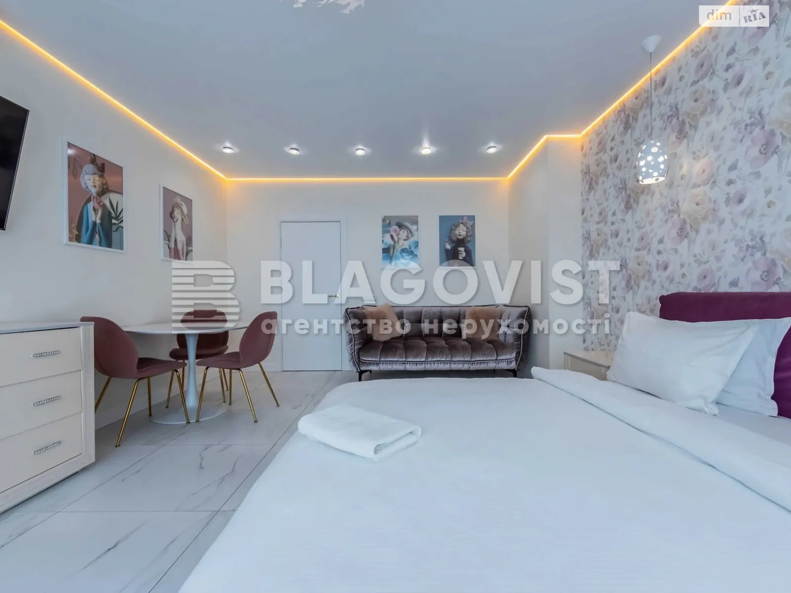 Продается 2-комнатная квартира 68 кв. м в Киеве, просп. Оболонский, 26 - фото 1