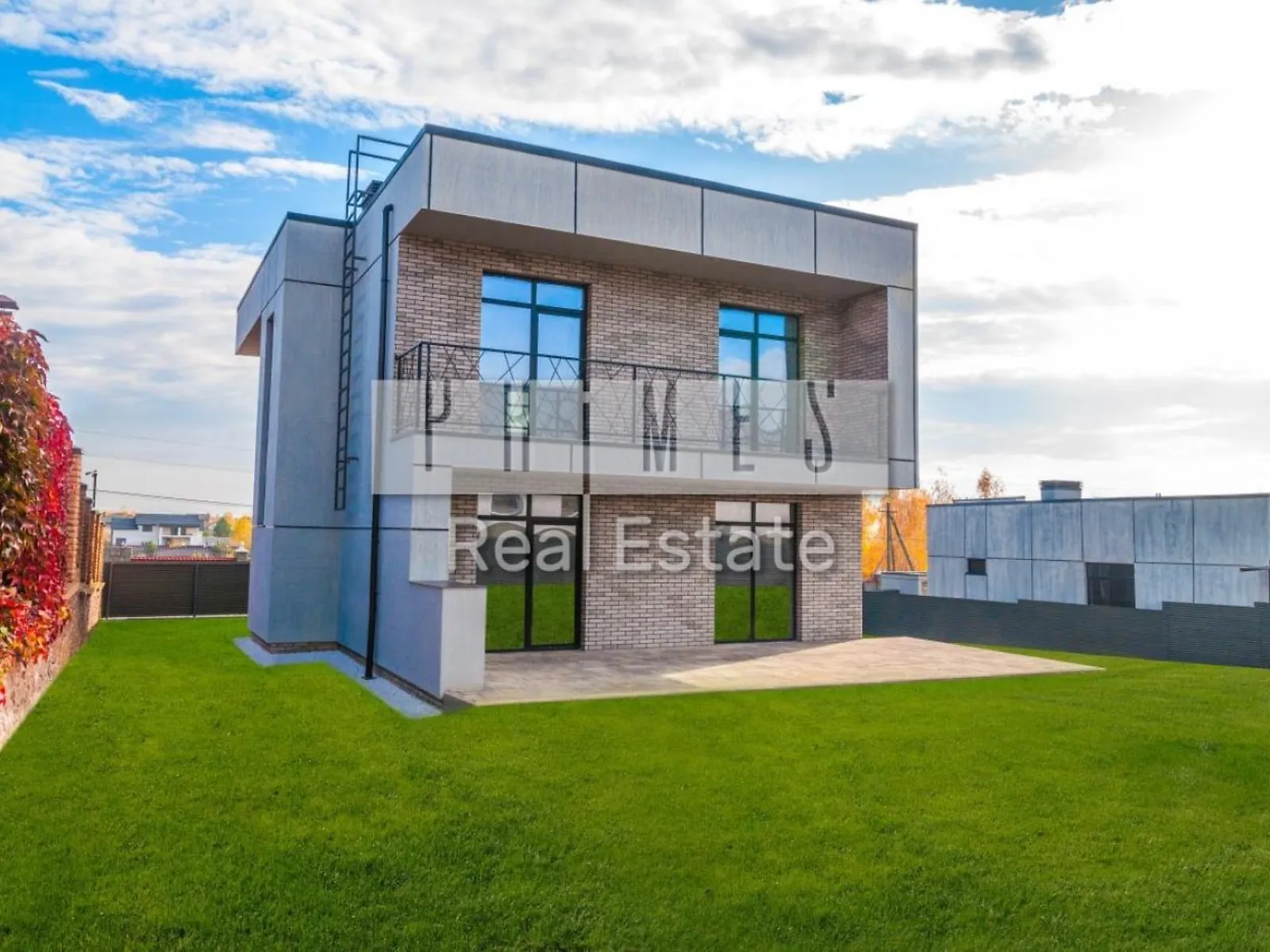 Продается дом на 2 этажа 162 кв. м с террасой, цена: 233000 $ - фото 1