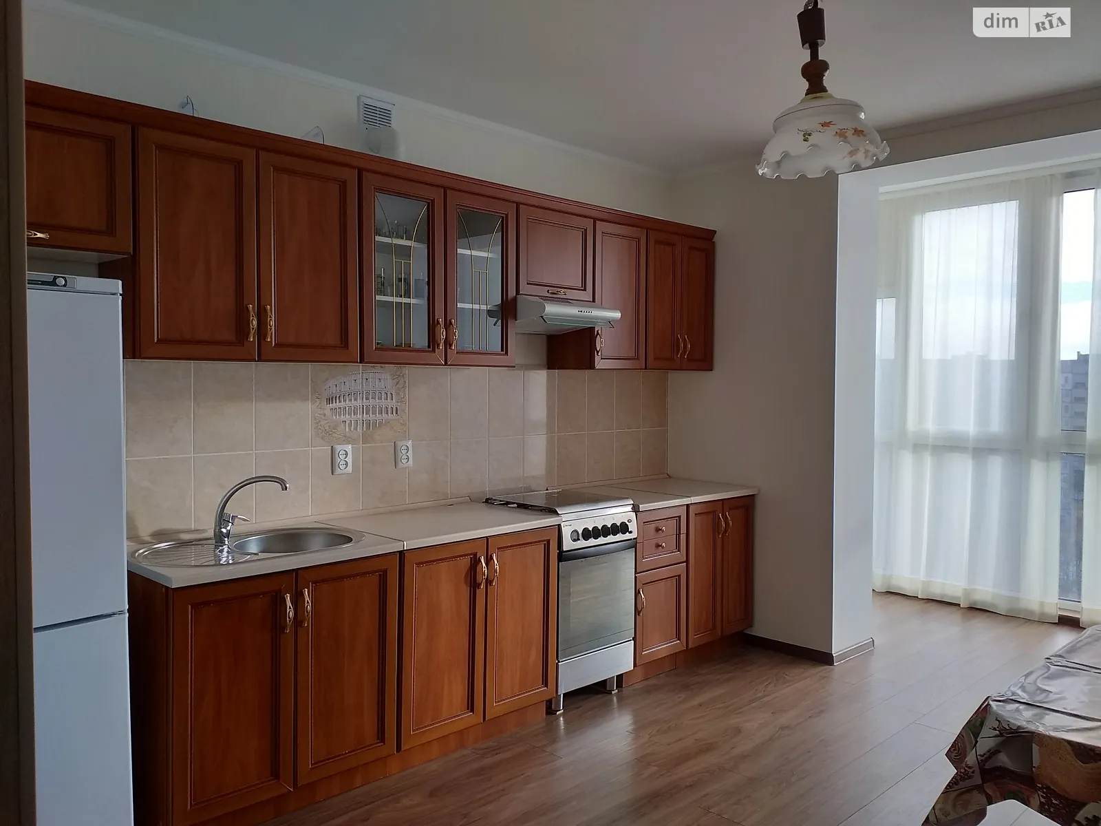 Сдается в аренду 1-комнатная квартира 56.3 кв. м в Виннице, ул. Пирогова, 76Б - фото 1