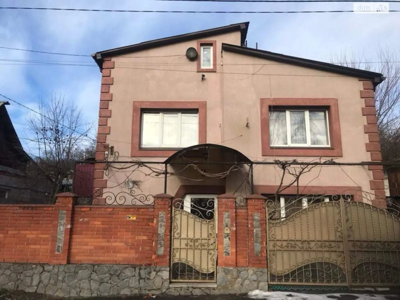 Продается дом на 2 этажа 132 кв. м с верандой, цена: 125000 $ - фото 1