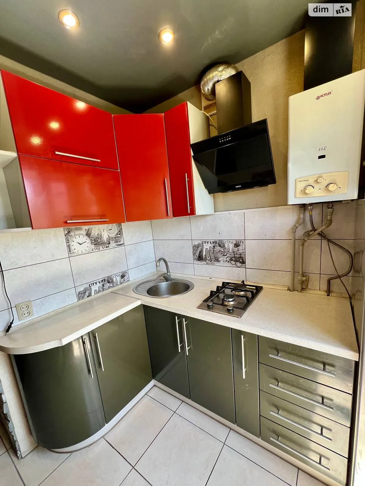 Продается 1-комнатная квартира 31.3 кв. м в Кривом Роге, ул. Вадима Гурова(Постышева), 31Б - фото 1
