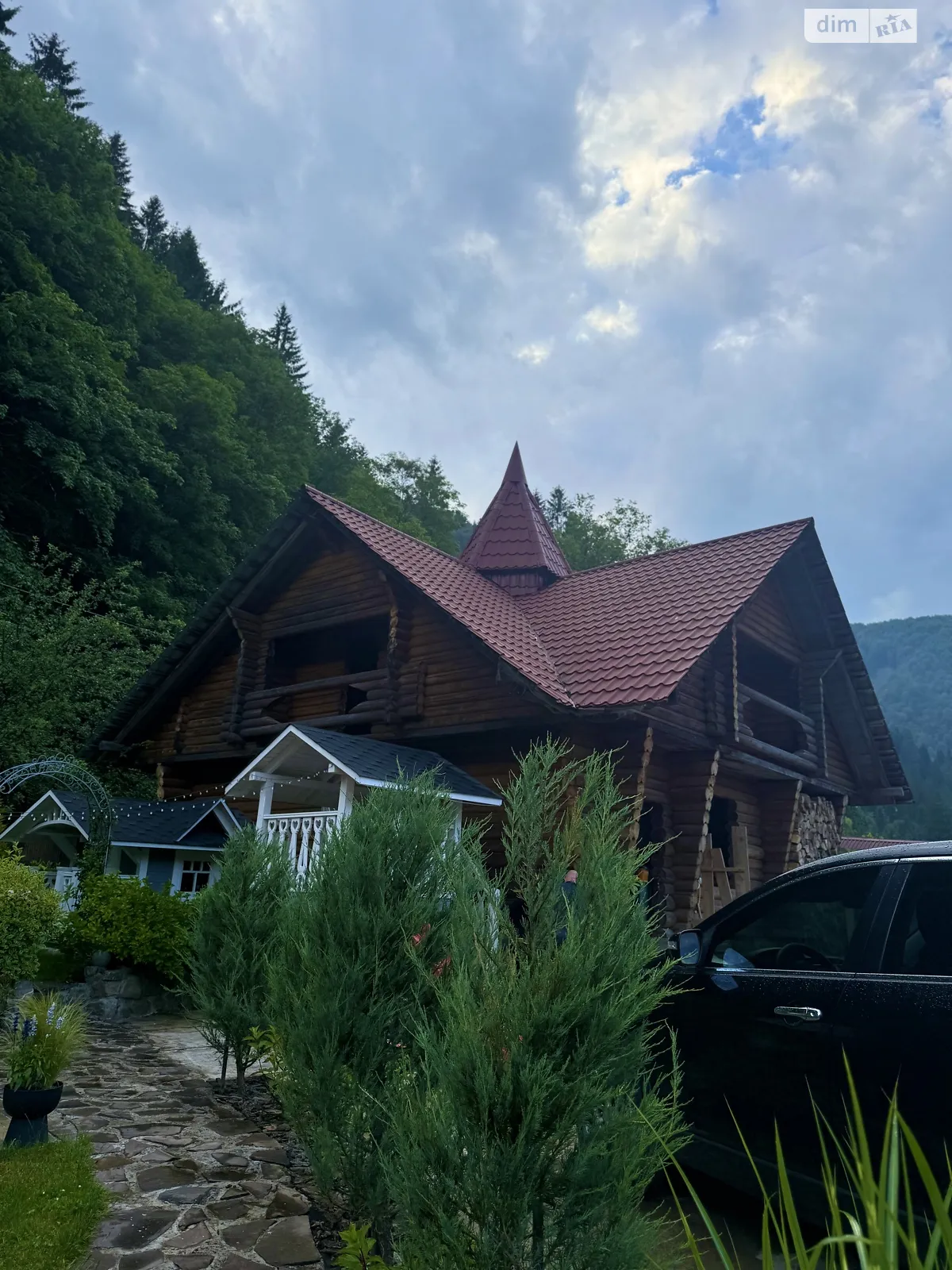 Продается дом на 2 этажа 200 кв. м с верандой, цена: 20000 $ - фото 1