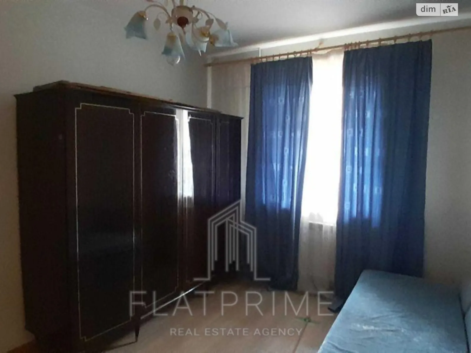 Продается 2-комнатная квартира 53.1 кв. м в Киеве, ул. Вишняковская, 8 - фото 1