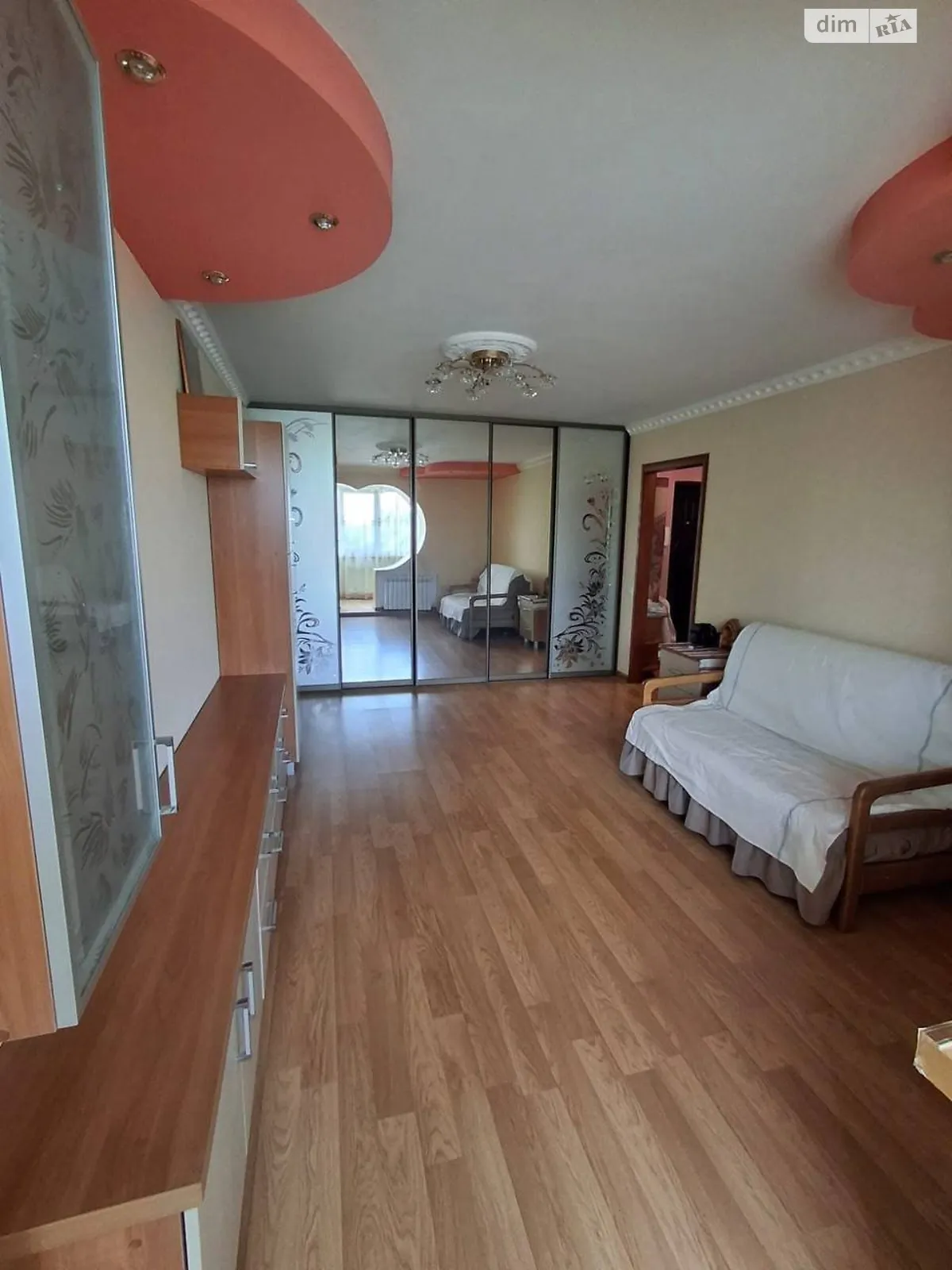 Продается 1-комнатная квартира 45 кв. м в Хмельницком, ул. Волочиская - фото 1