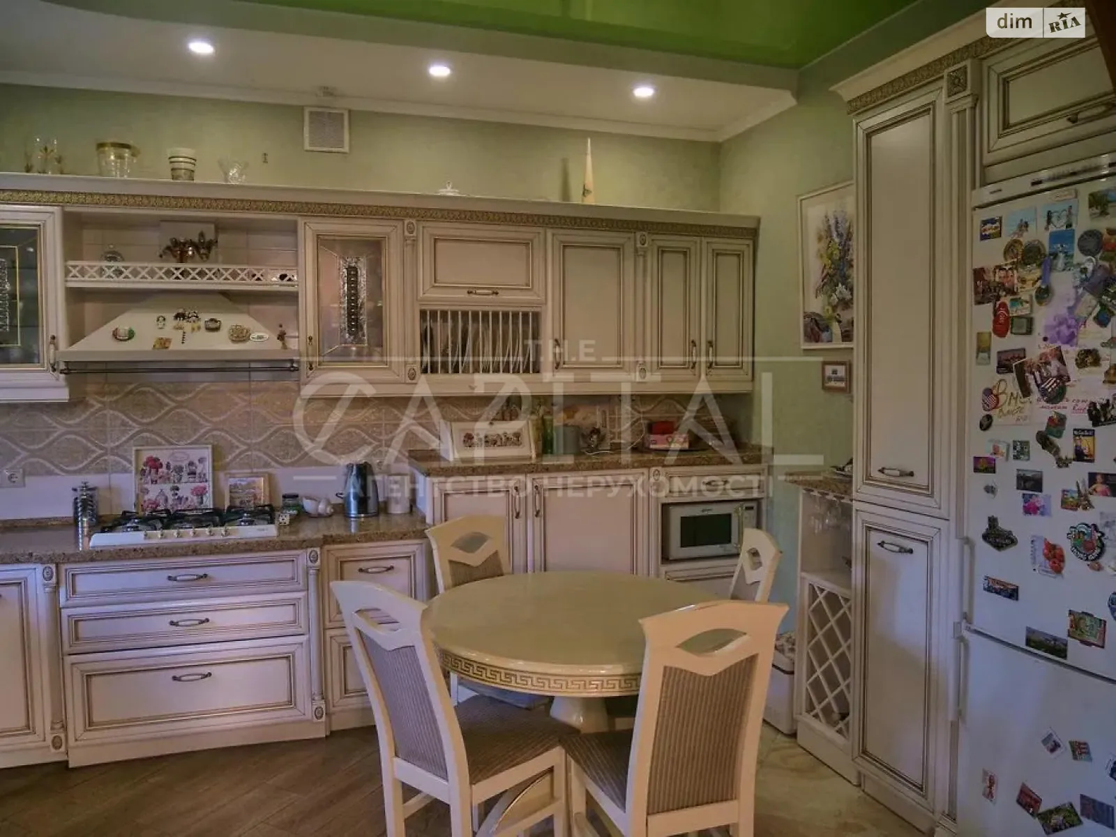 Сдается в аренду дом на 2 этажа 200 кв. м с участком, цена: 1200 $ - фото 1