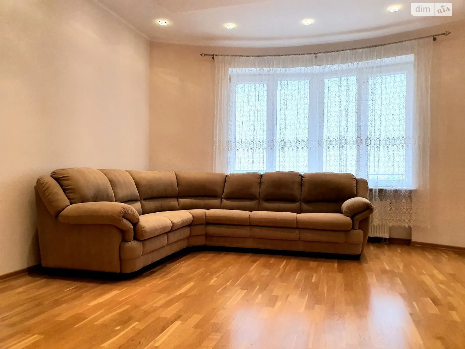 Продается 2-комнатная квартира 77 кв. м в Харькове, ул. Станислава Партали(Балакирева), 23А - фото 1