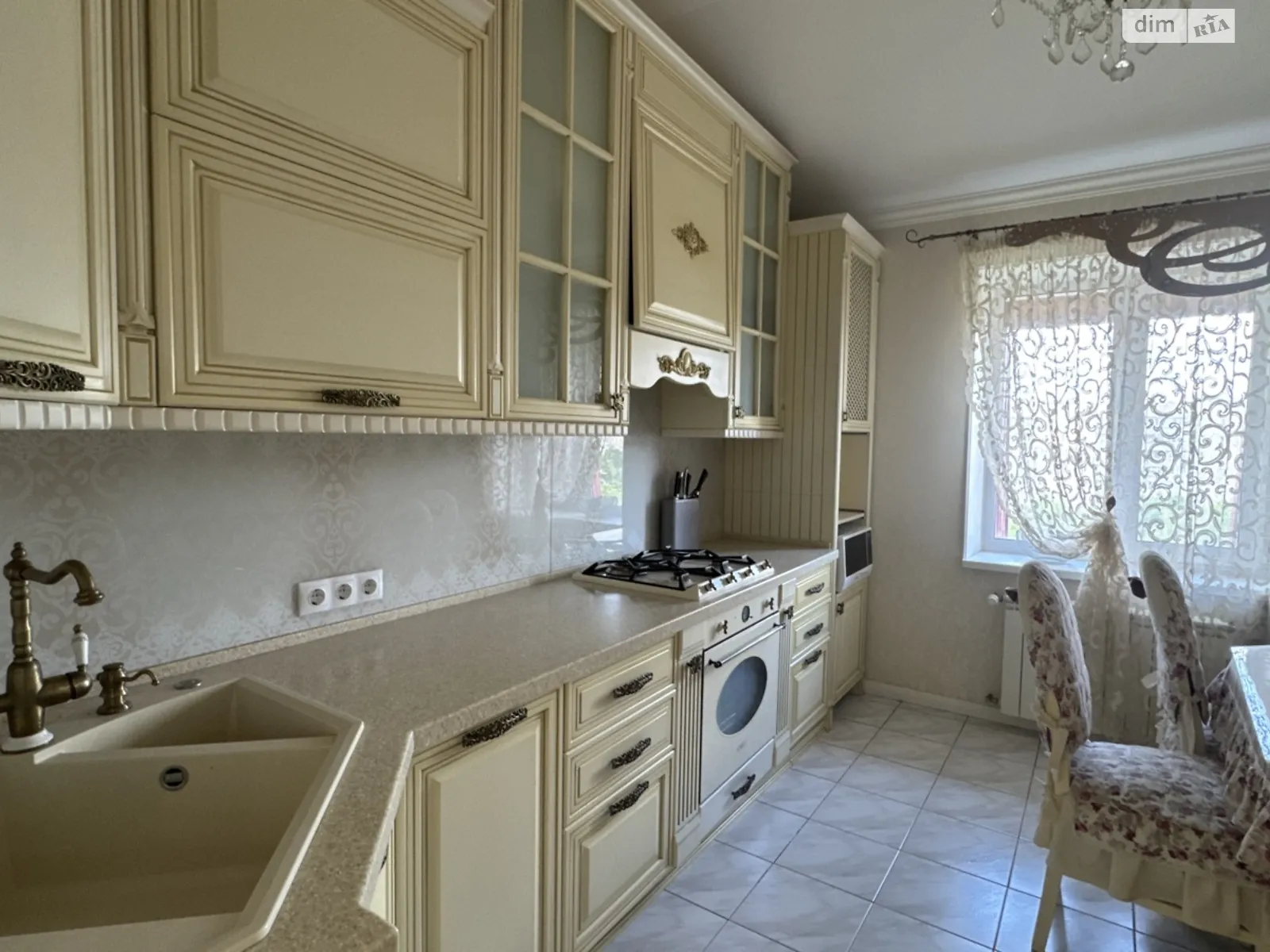 Продается 4-комнатная квартира 105.9 кв. м в Виннице, ул. Стельмаха - фото 1