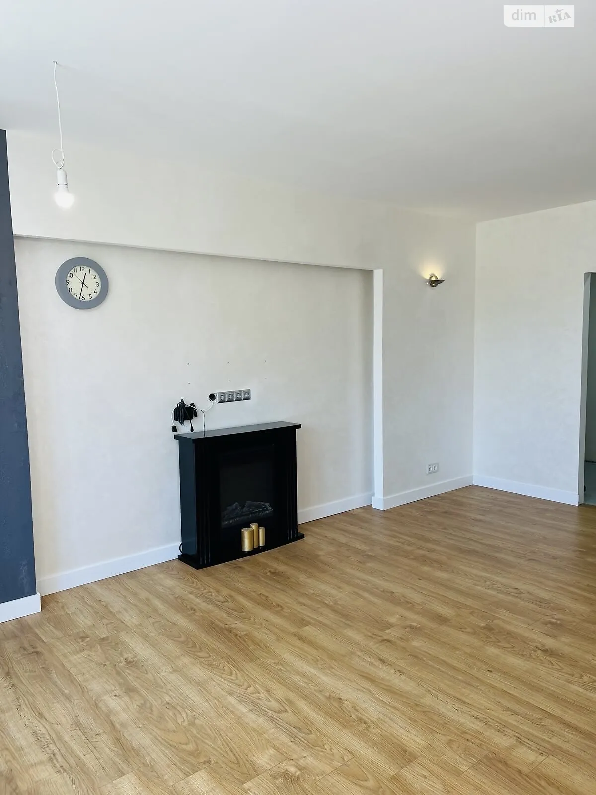 Продается 2-комнатная квартира 72.8 кв. м в, цена: 52000 $ - фото 1