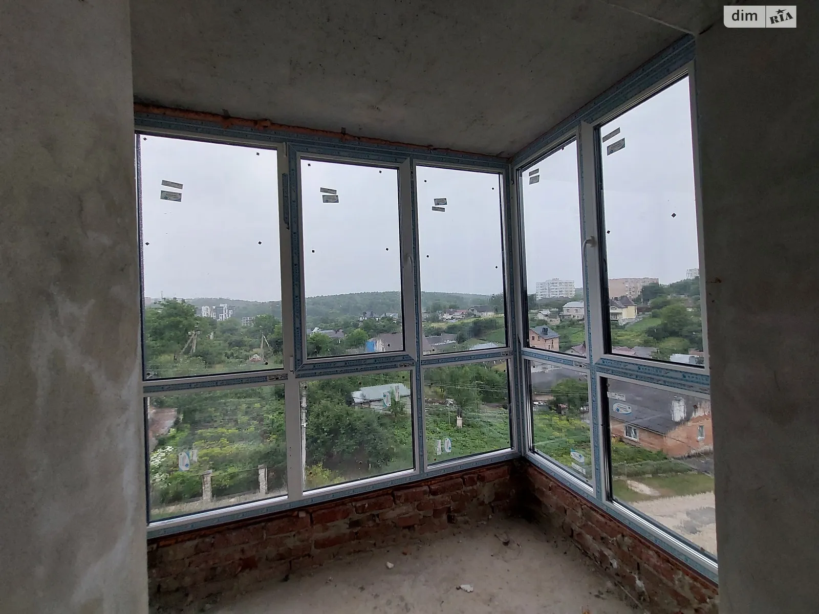 2-комнатная квартира 67.7 кв. м в Тернополе, ул. Глубокая Долина - фото 1