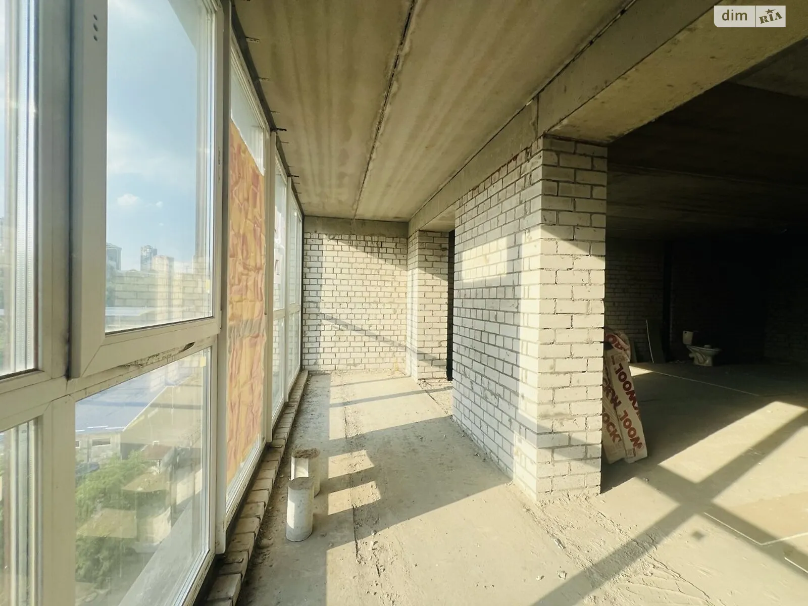 Продается 3-комнатная квартира 75 кв. м в Днепре, ул. Мандрыковская, 51Л корпус 4 - фото 1
