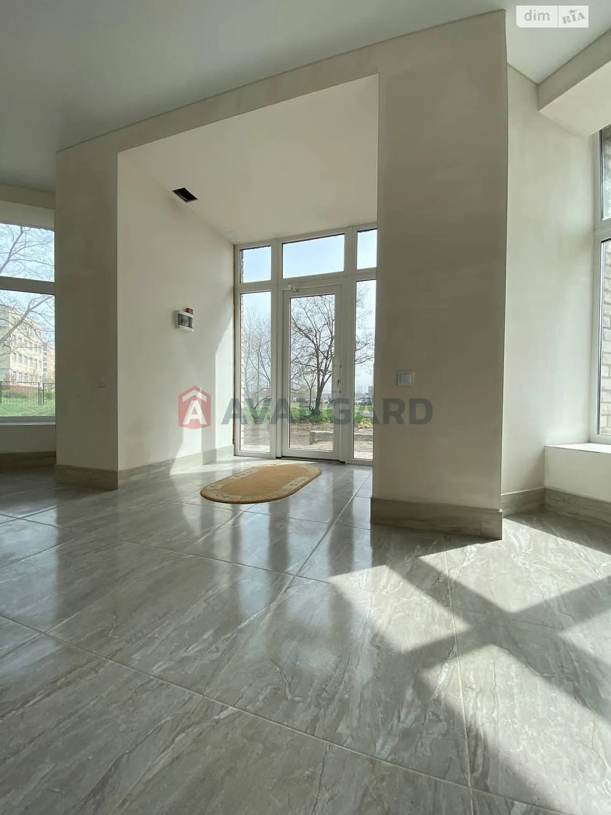 Сдается в аренду объект сферы услуг 50 кв. м в 9-этажном здании, цена: 10000 грн - фото 1