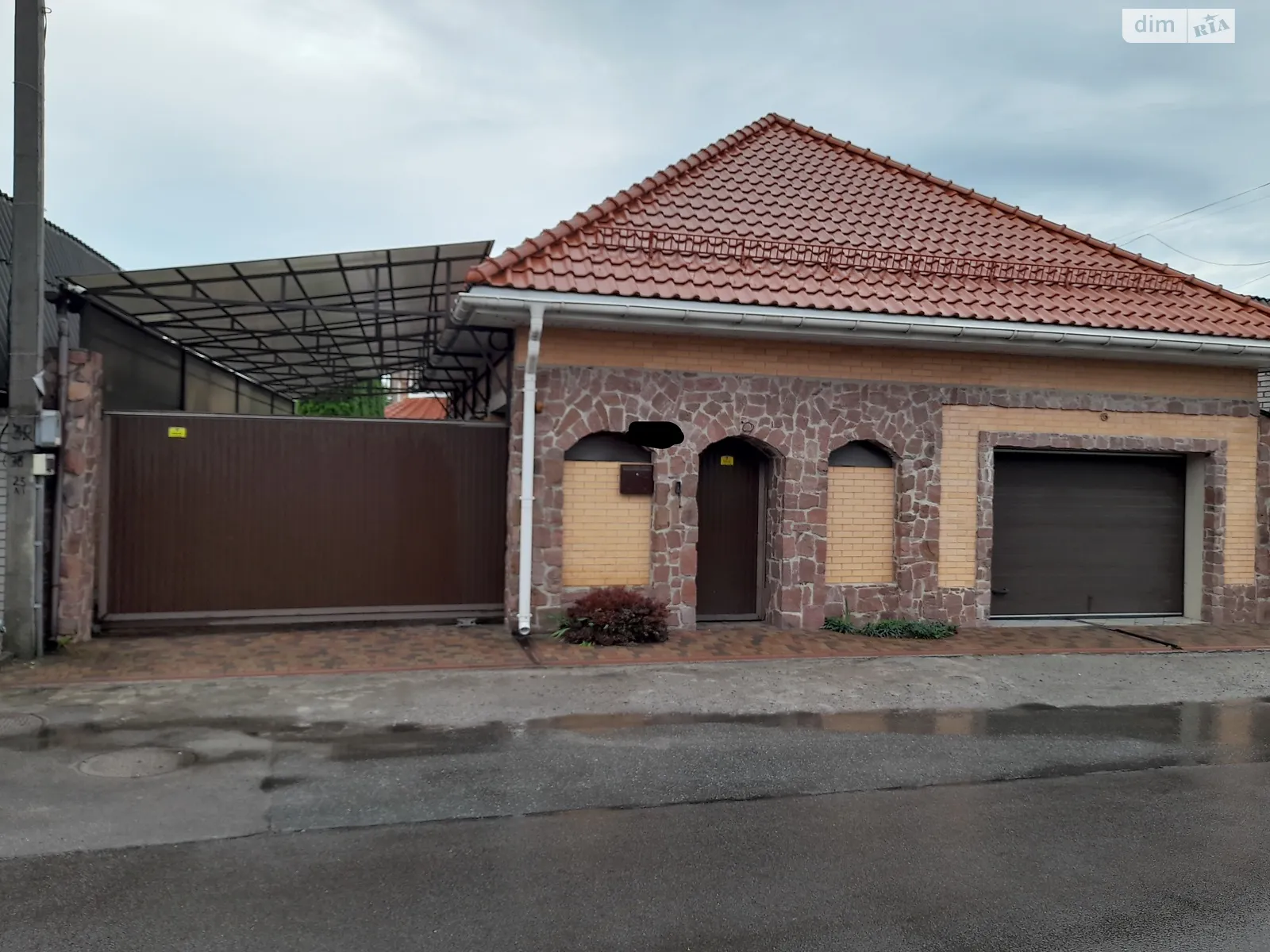Продается дом на 3 этажа 420 кв. м с балконом, цена: 465000 $ - фото 1