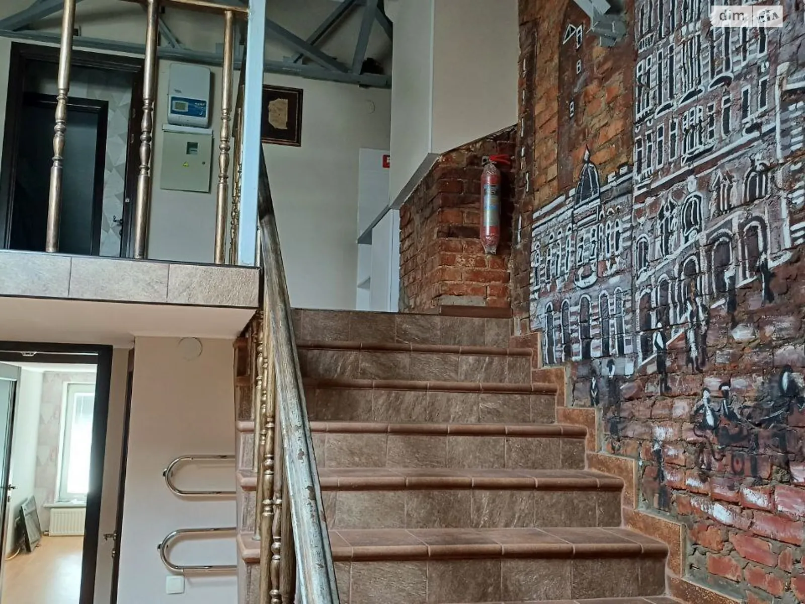 Сдается в аренду 6-комнатная квартира 221.7 кв. м в Харькове, ул. Сумская, 5 - фото 1