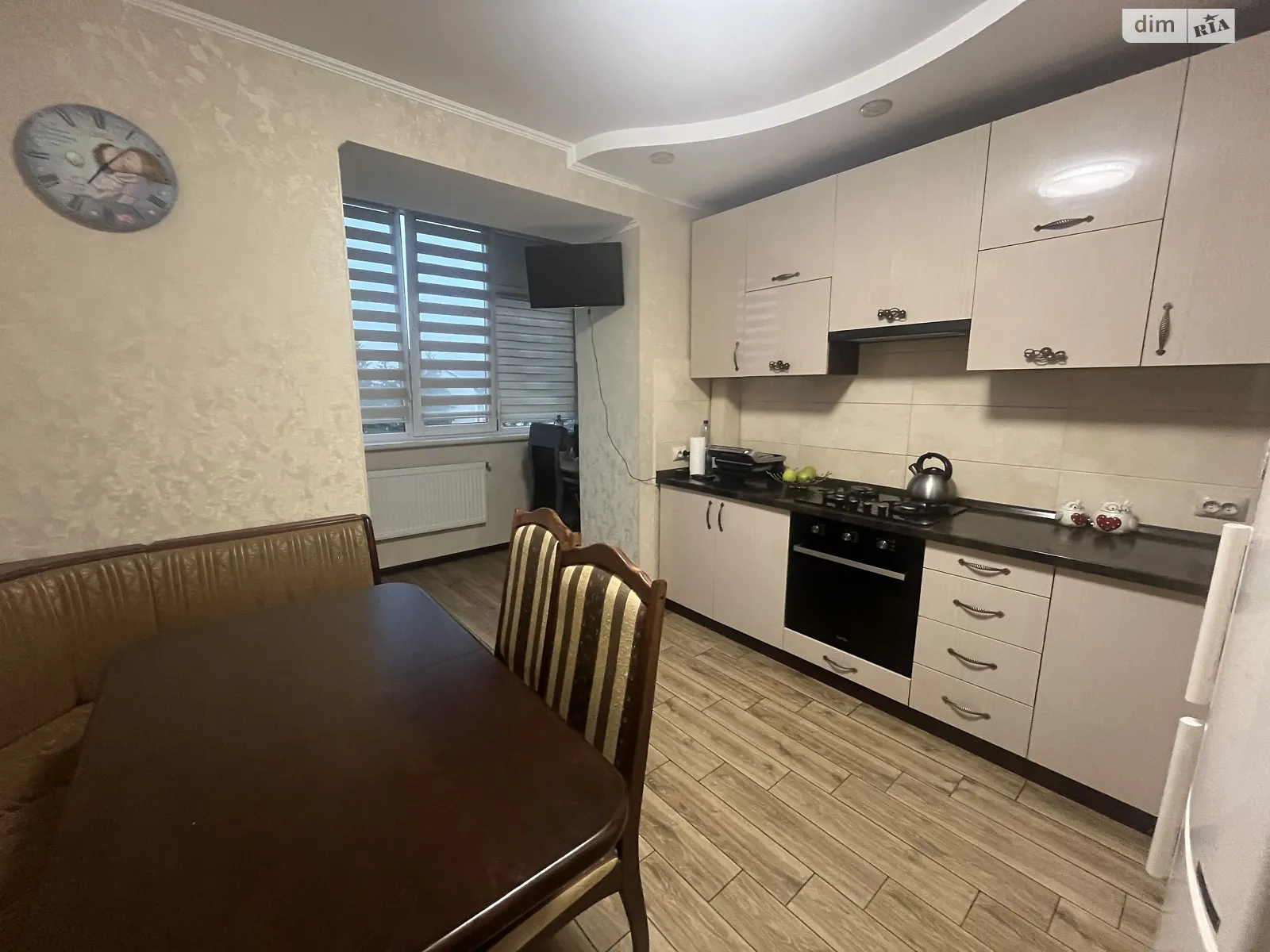 Продается 2-комнатная квартира 56.4 кв. м в Стрижавке, ул. Аллеи - фото 1