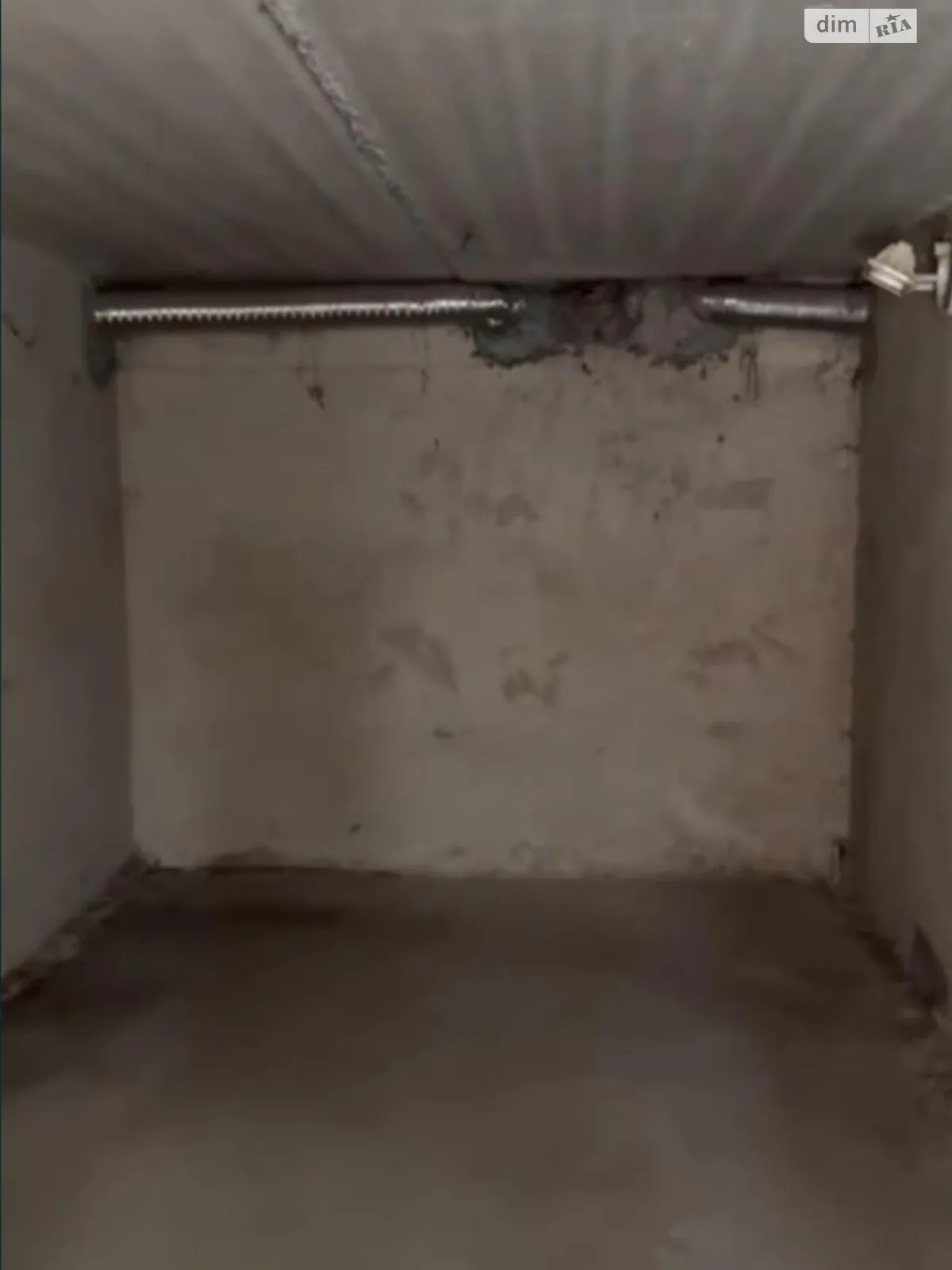 Продается отдельно стоящий гараж под легковое авто на 18 кв. м, цена: 20000 $ - фото 1