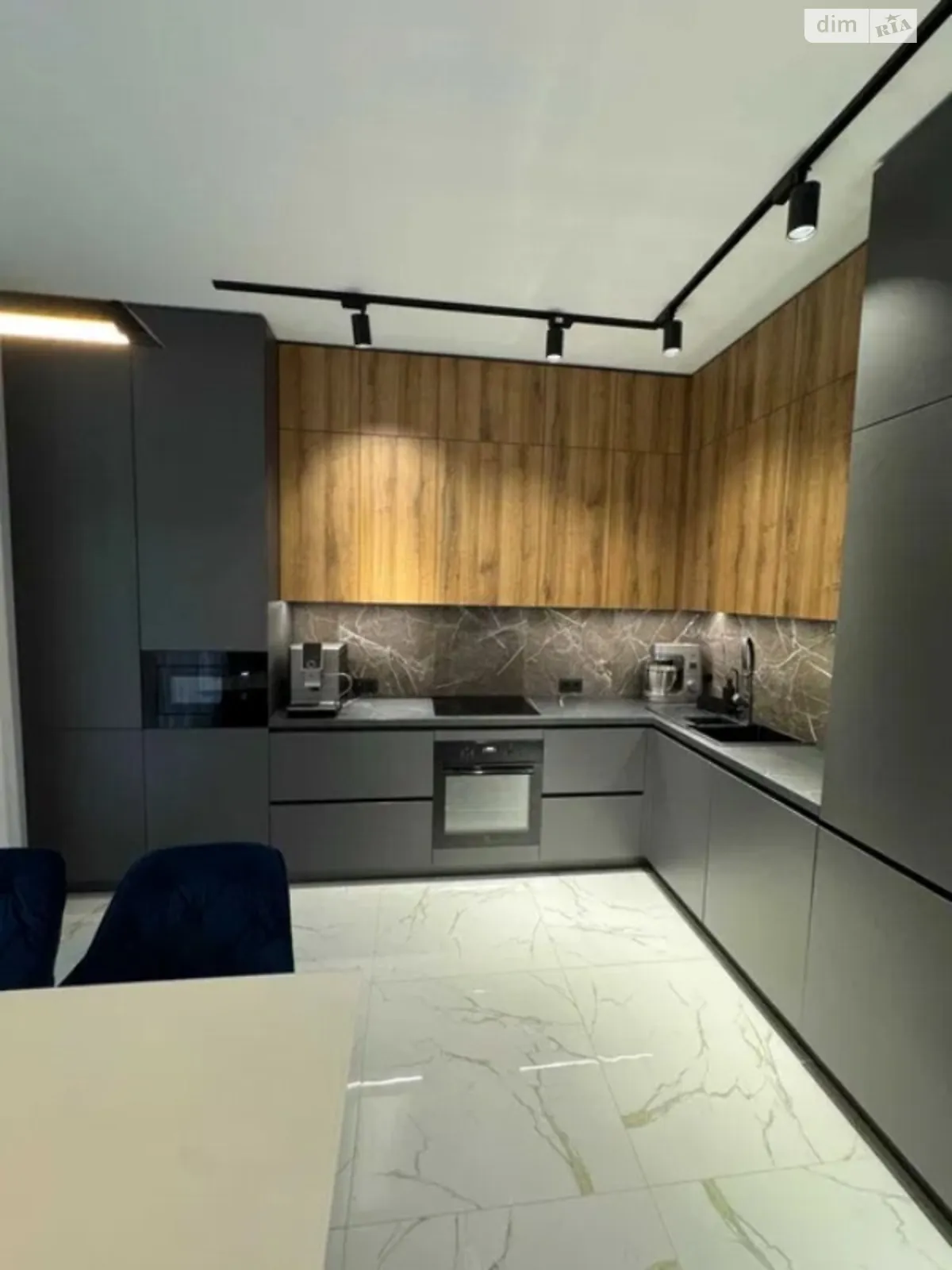 Продається 2-кімнатна квартира 67.3 кв. м у Києві, вул. Дубищанська, 4 - фото 1