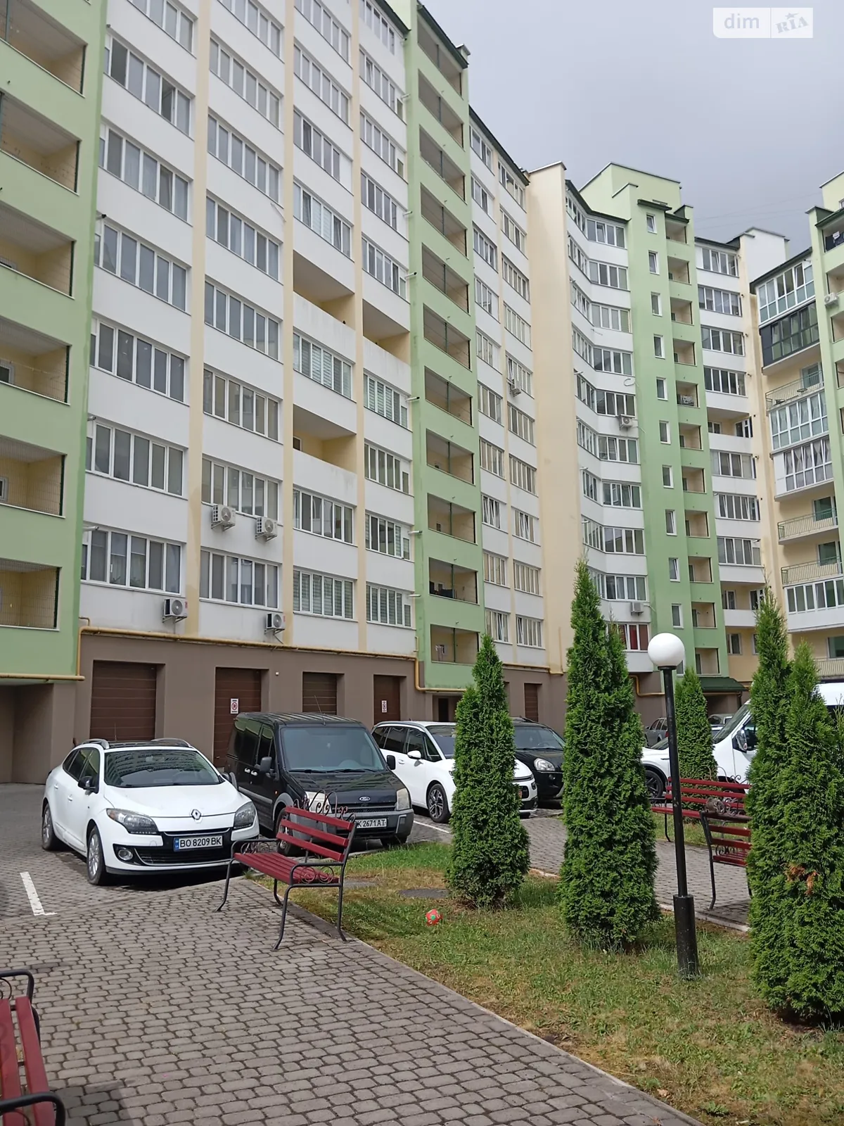 2-комнатная квартира 72 кв. м в Тернополе, ул. Репина, 38 - фото 1