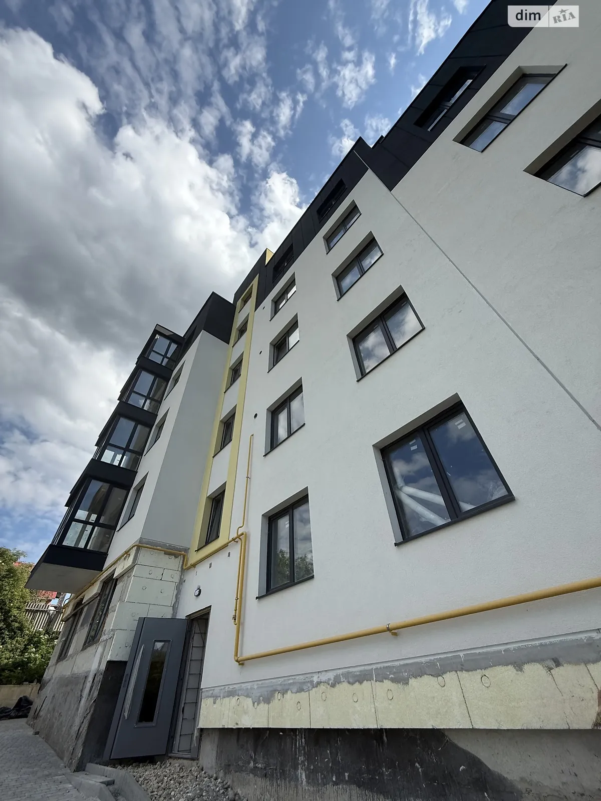 2-комнатная квартира 67.5 кв. м в Тернополе, ул. Глубокая Долина - фото 1