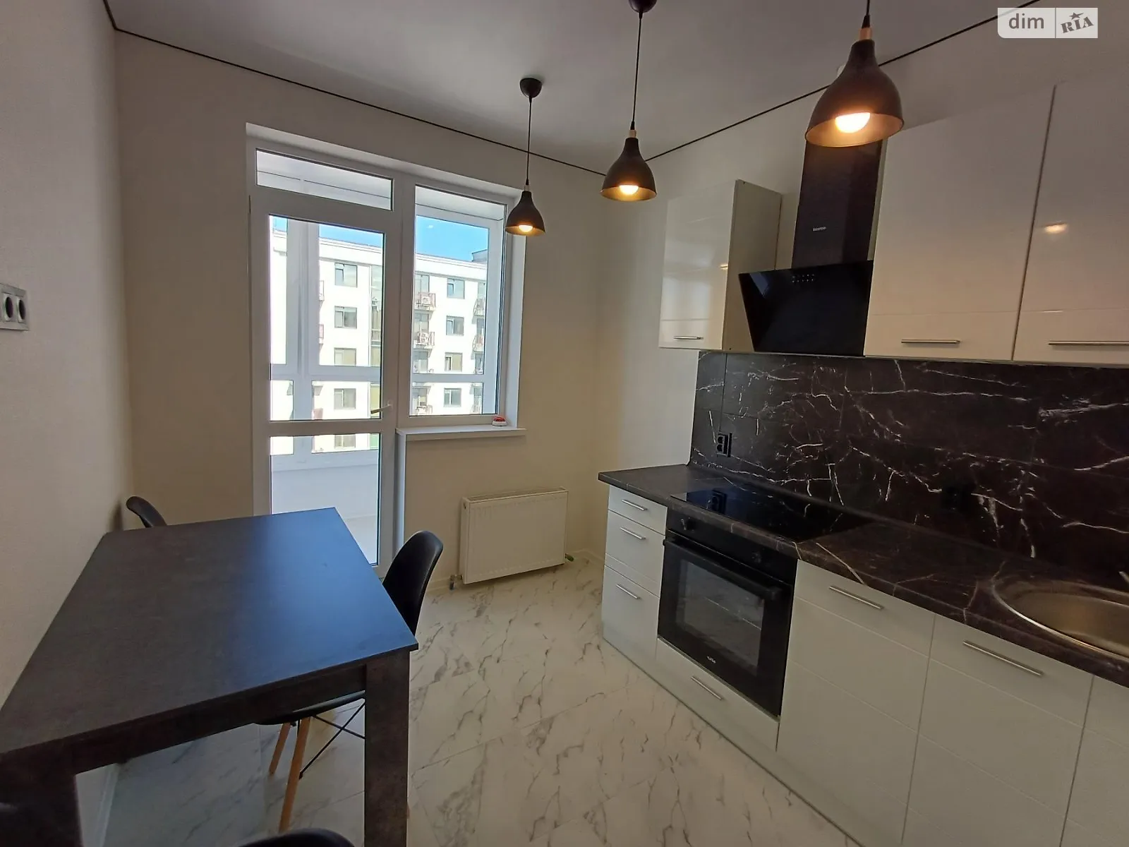 Продается 1-комнатная квартира 35 кв. м в Лиманке, ул. Жемчужная, 11 - фото 1