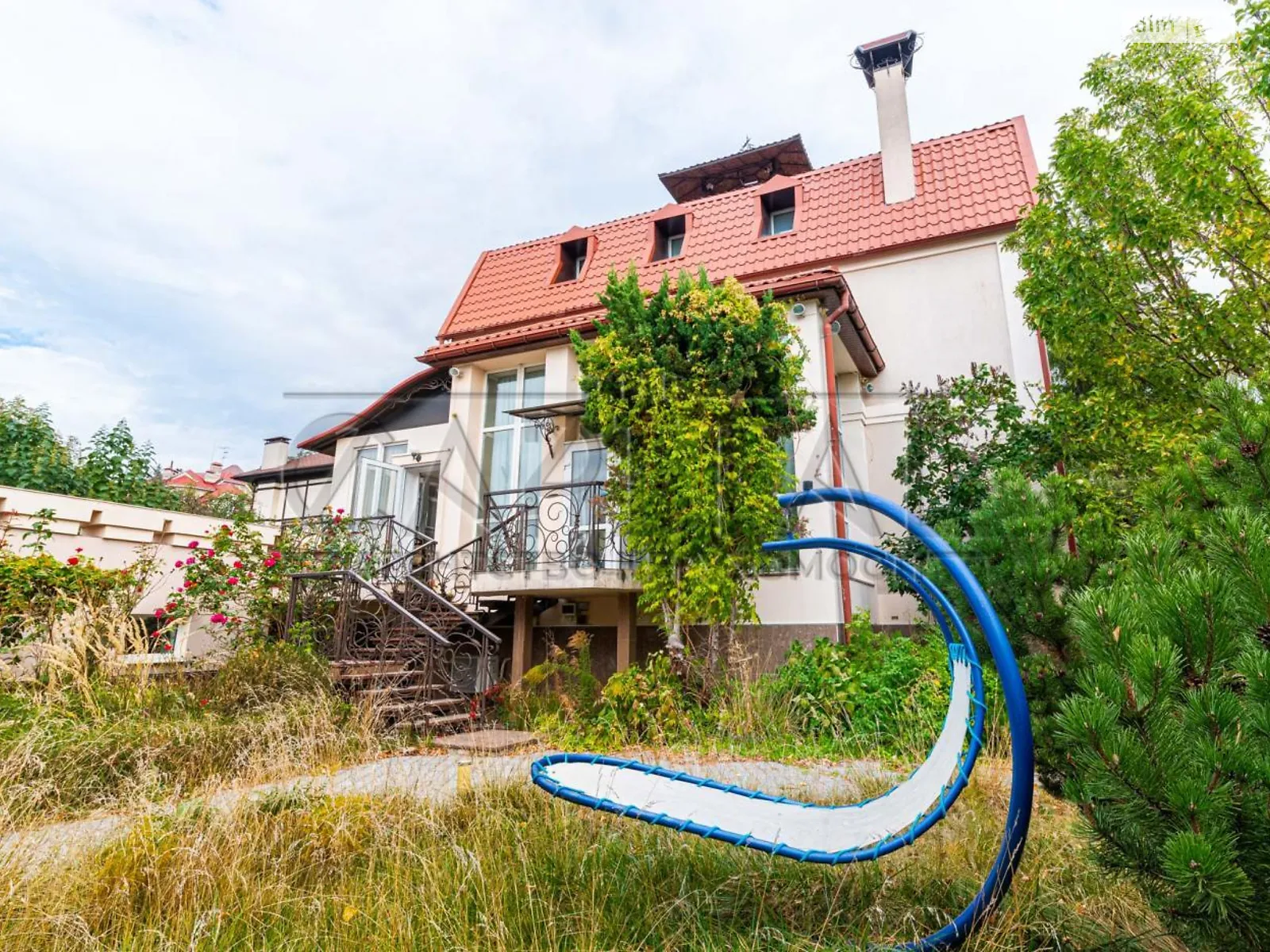 Продається будинок 3 поверховий 600 кв. м с басейном, цена: 499999 $ - фото 1