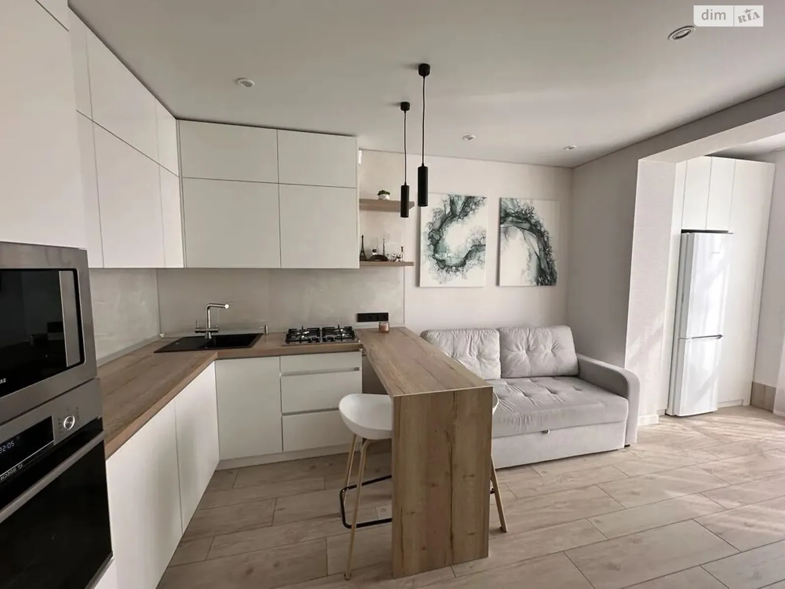 Продается 1-комнатная квартира 51.9 кв. м в Слобожанском, ул. Содружества - фото 1