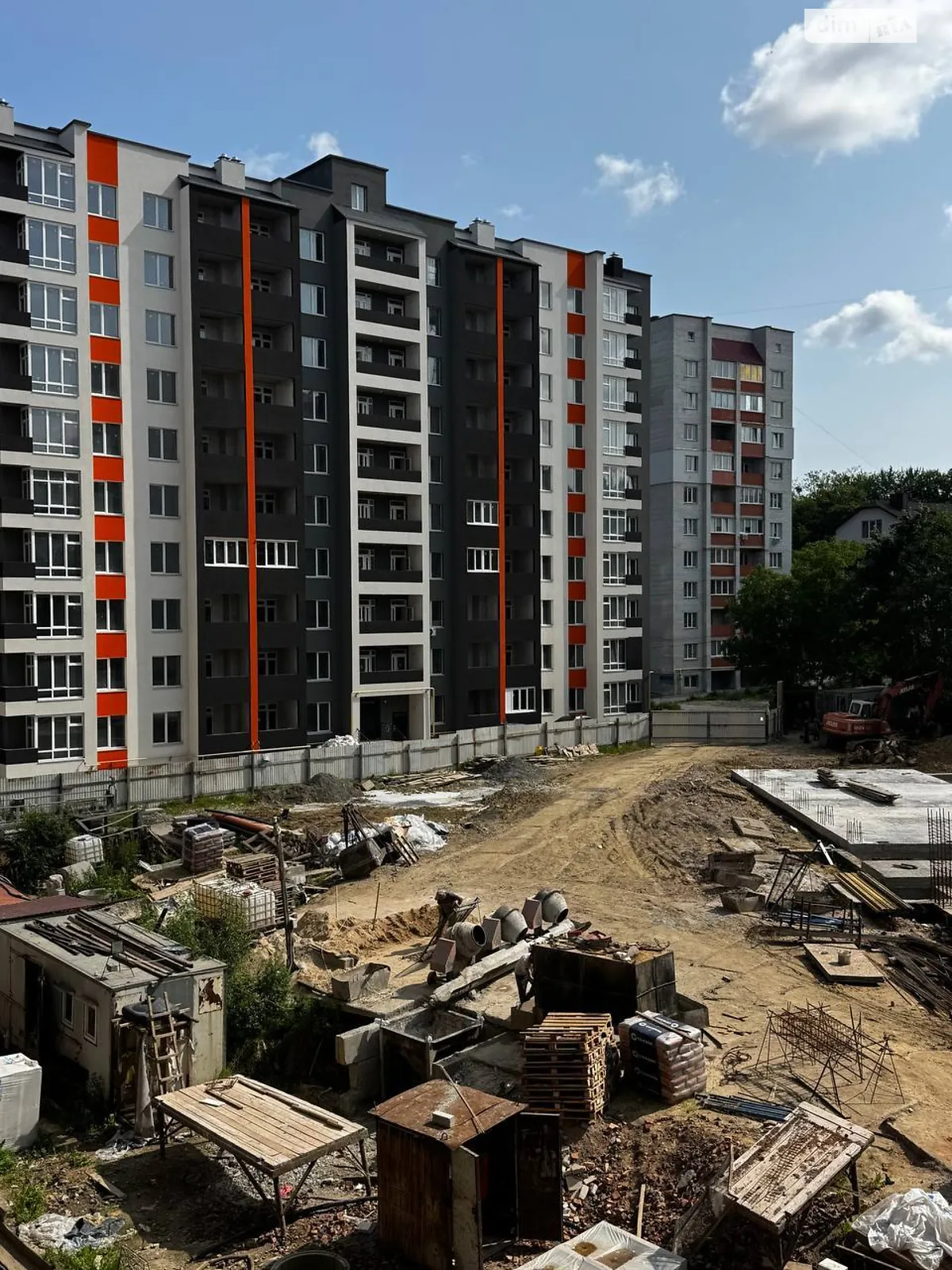 Продается 1-комнатная квартира 41 кв. м в Хмельницком, ул. Институтская, 6/1Б - фото 1