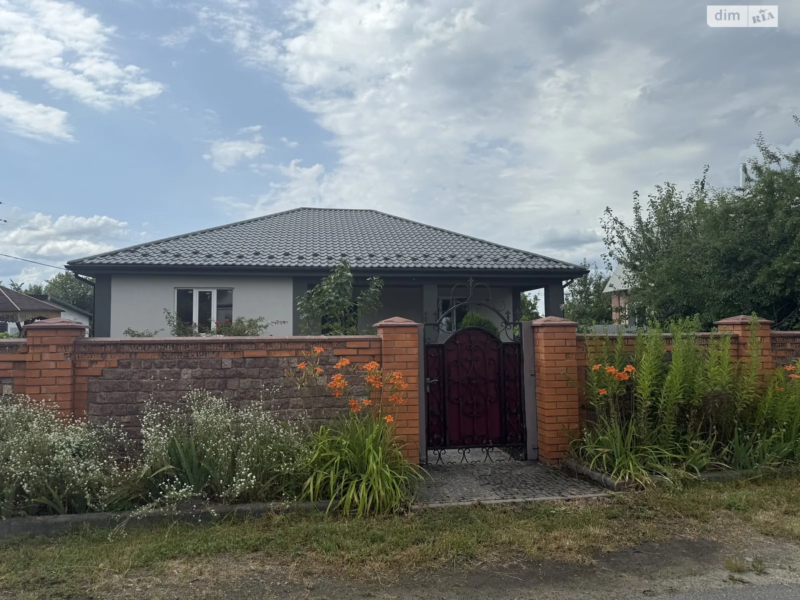 Продается одноэтажный дом 124.7 кв. м с участком, цена: 69000 $ - фото 1