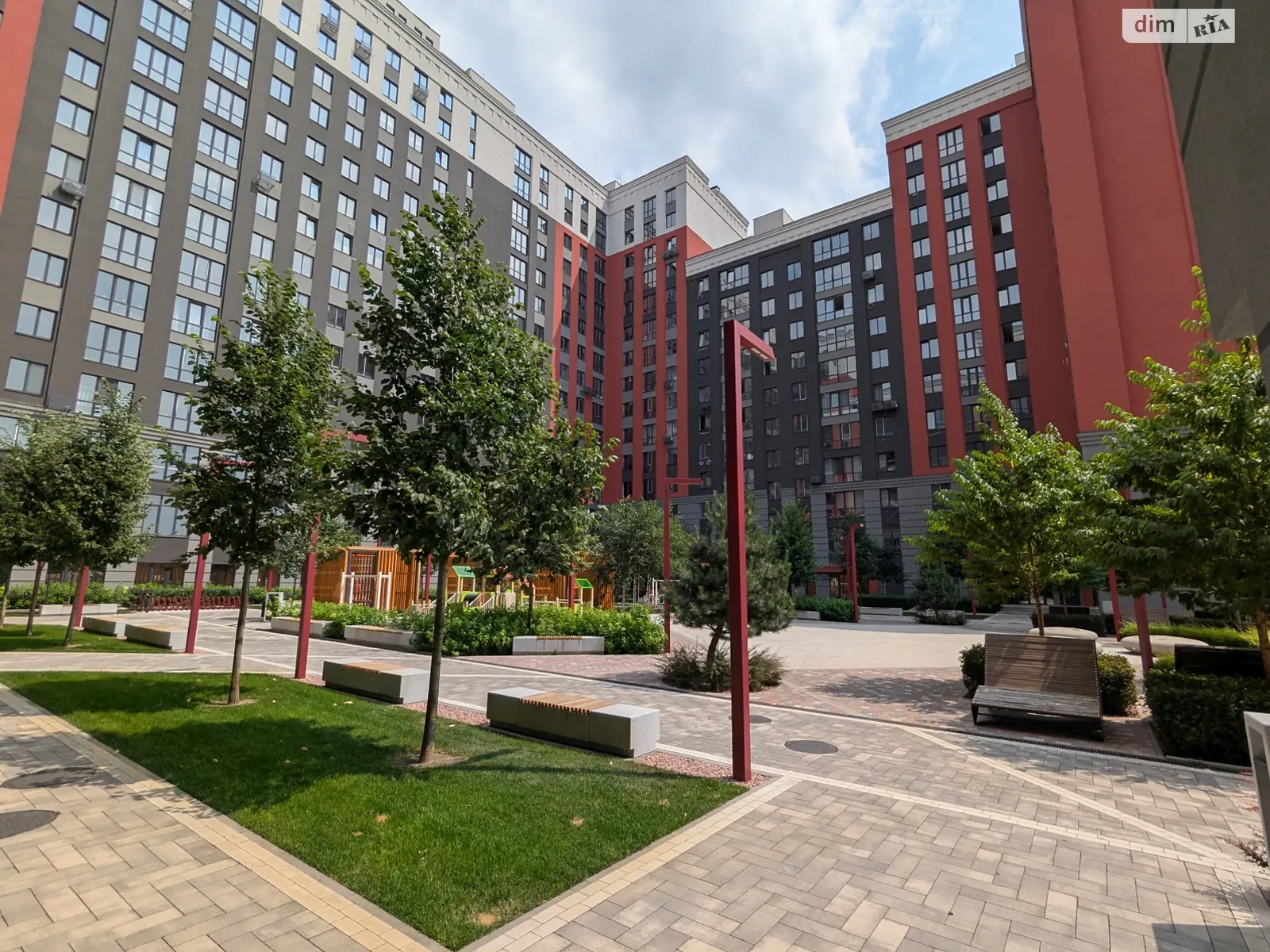 Продается 3-комнатная квартира 72.2 кв. м в Ирпене, ул. Университетская(Карла Маркса), 1Л - фото 1