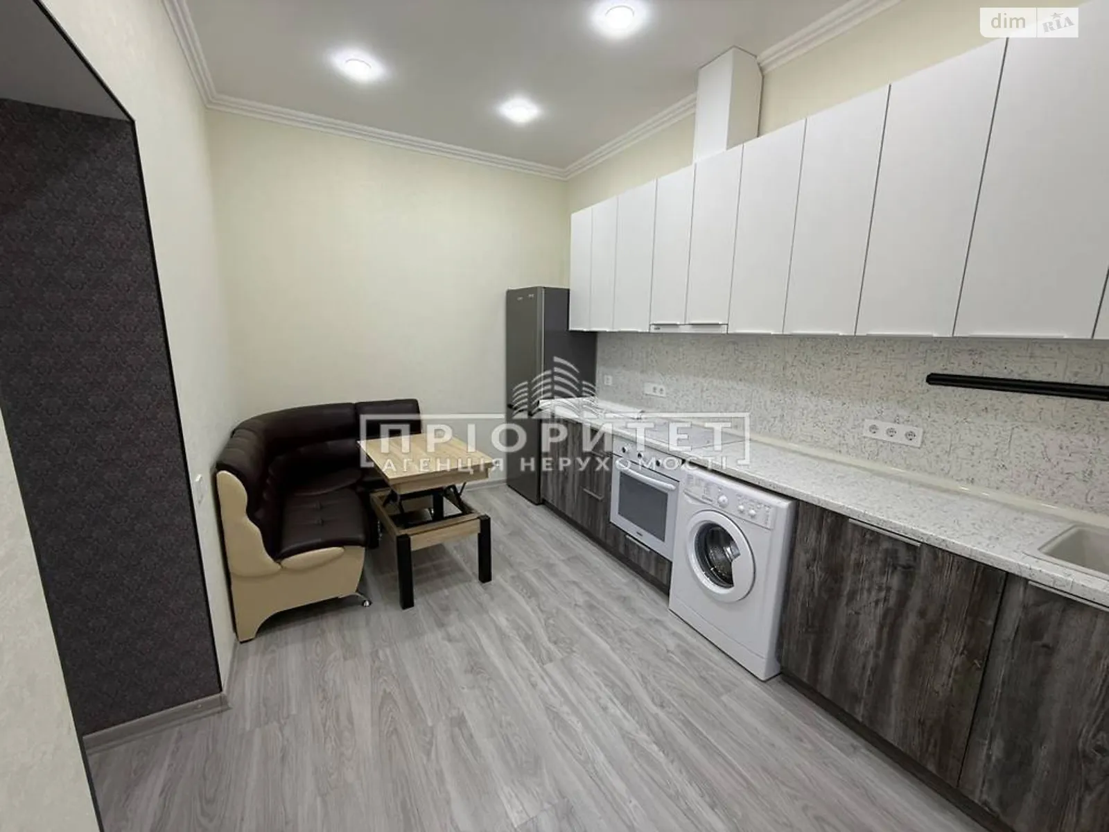 Продається 2-кімнатна квартира 62 кв. м у Одесі, вул. Канатна - фото 1