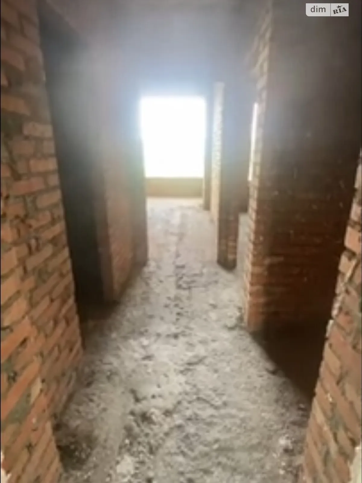 Продается 1-комнатная квартира 36 кв. м в Буче, ул. Яблонская, 7 - фото 1