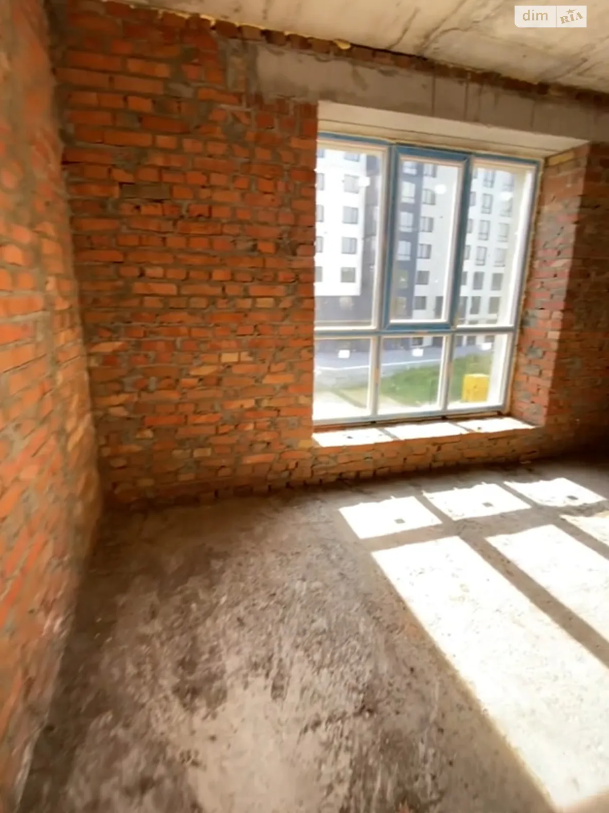 Продается 2-комнатная квартира 50 кв. м в Буче, ул. Яблонская, 17 - фото 1