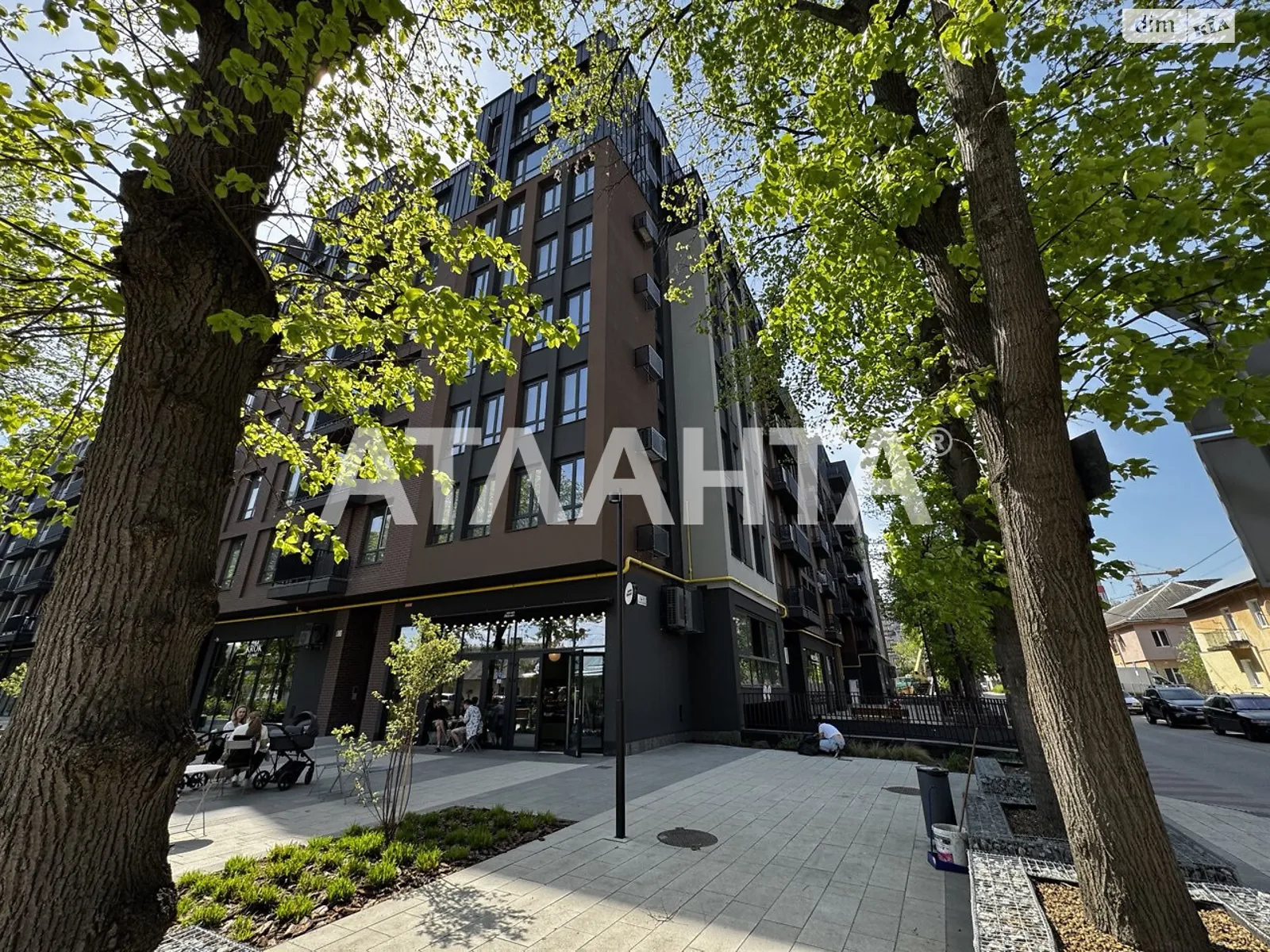 Продается 1-комнатная квартира 40.1 кв. м в Львове, ул. Замарстиновская - фото 1