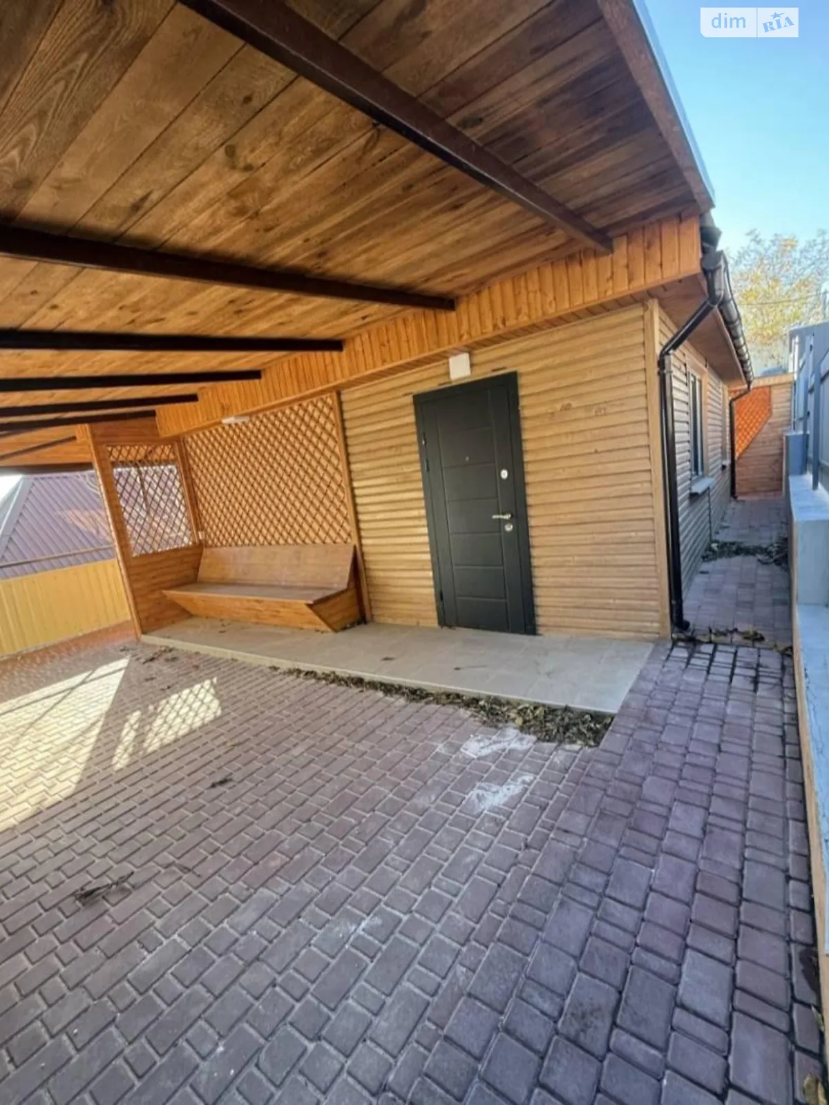 Продается одноэтажный дом 53.5 кв. м с гаражом, цена: 75000 $ - фото 1