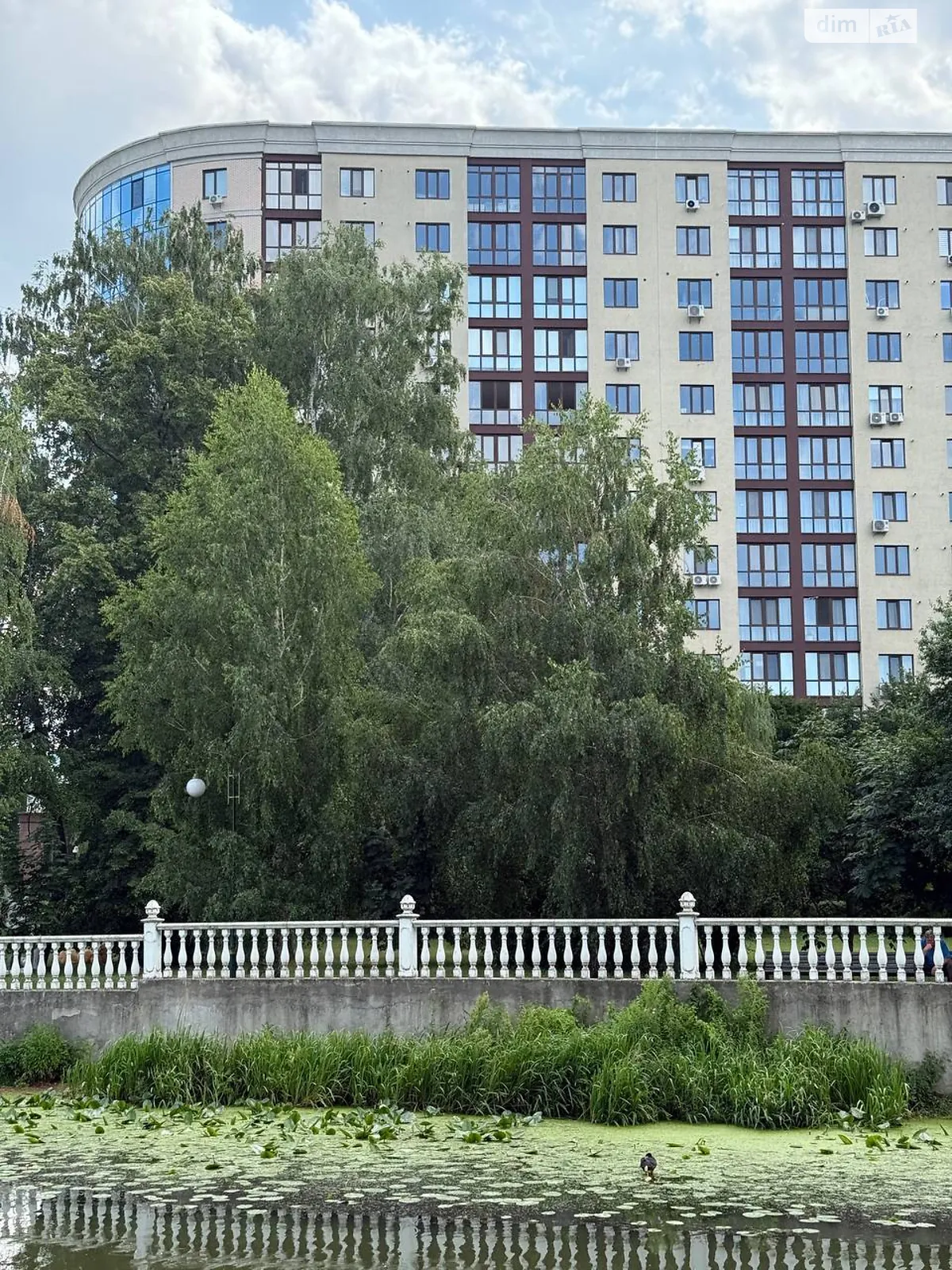 Продается 3-комнатная квартира 122.8 кв. м в Хмельницком, ул. Староміська, 1/1 - фото 1