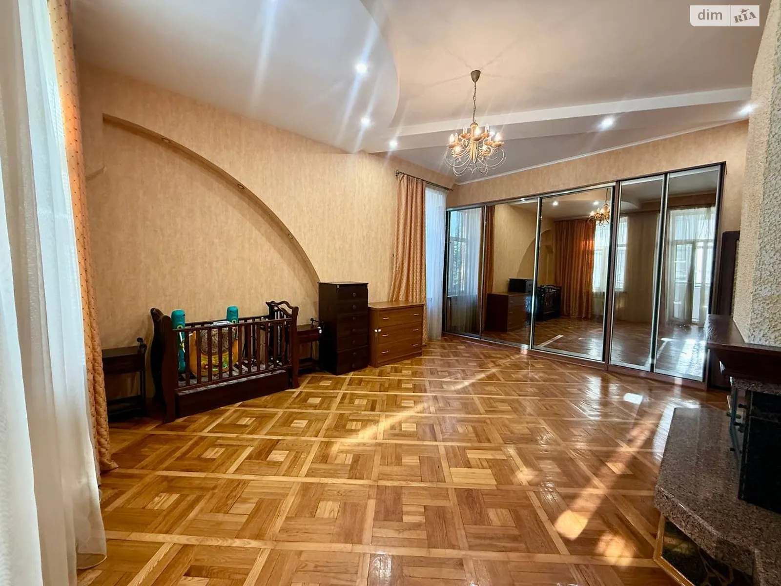 Продается 1-комнатная квартира 66.1 кв. м в Виннице, ул. Николая Оводова - фото 1