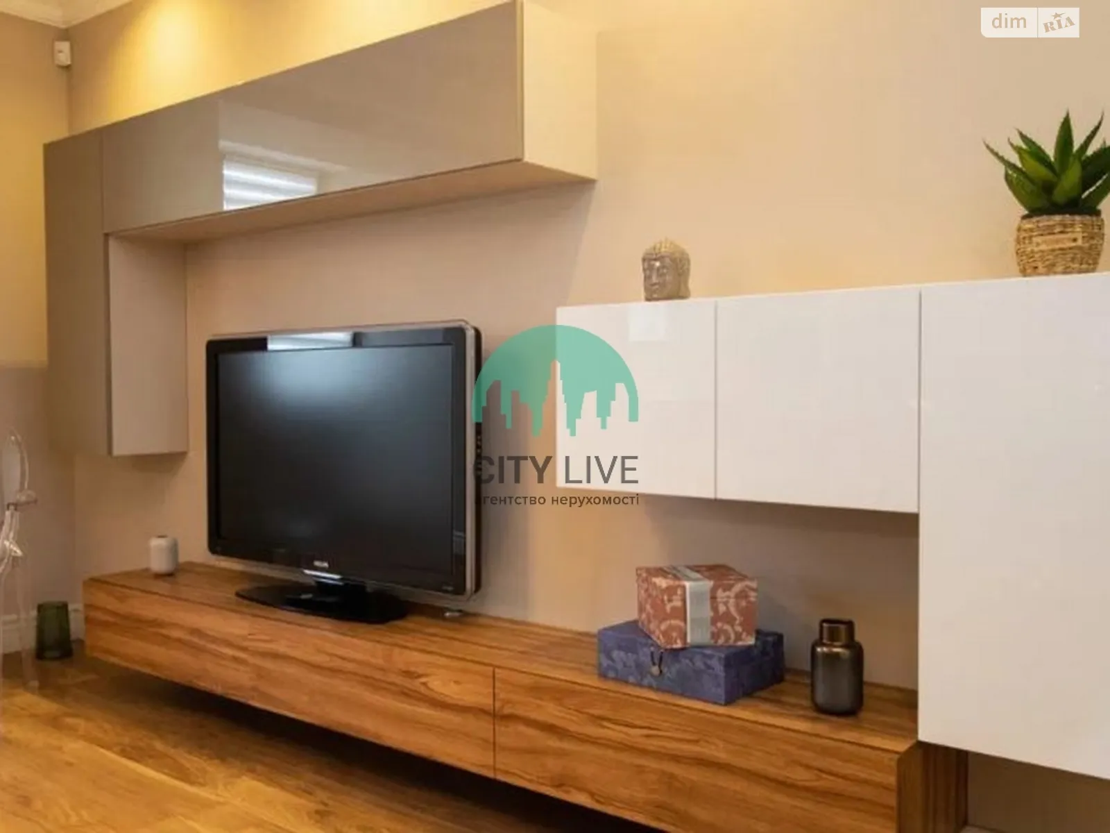 Сдается в аренду 2-комнатная квартира 77 кв. м в Ивано-Франковске, ул. Тараса Шевченко, 47 - фото 1