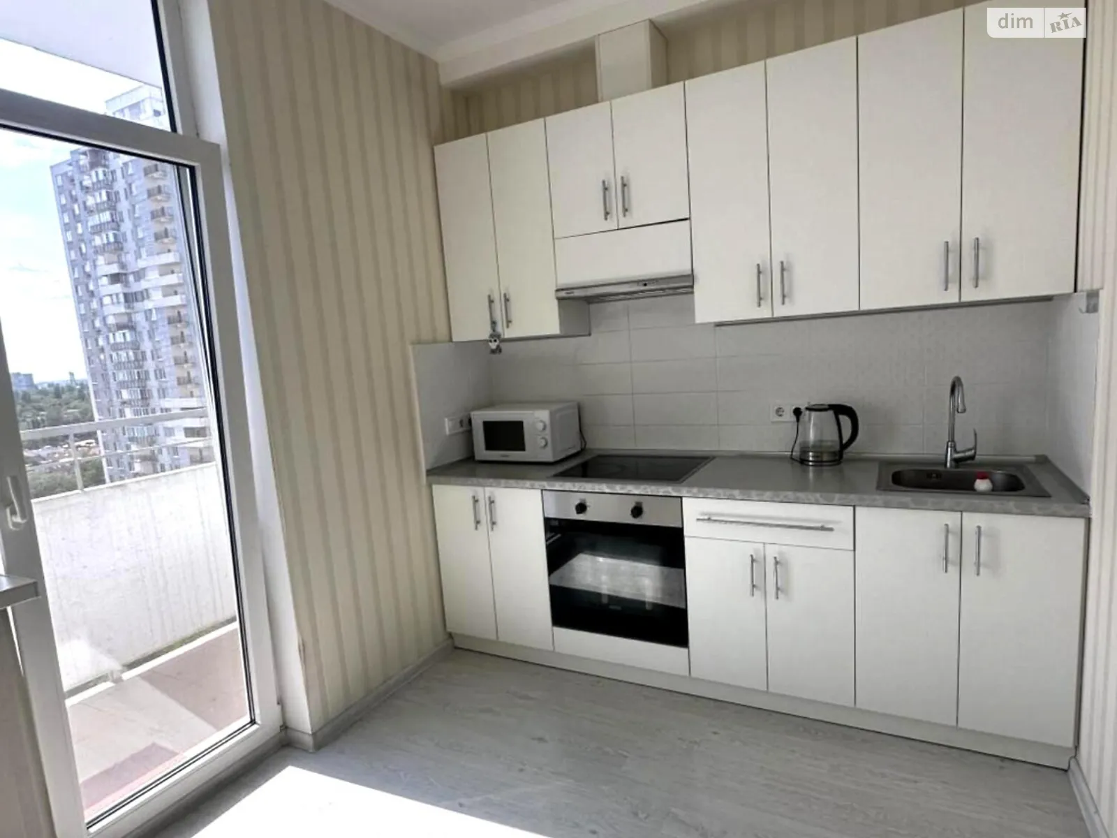 Продается 1-комнатная квартира 36 кв. м в Одессе, ул. Люстдорфская дорога, 55/2 корпус 1 - фото 1