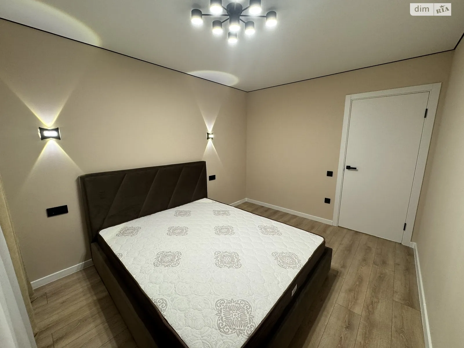 2-комнатная квартира 56 кв. м в Тернополе, цена: 65000 $ - фото 1