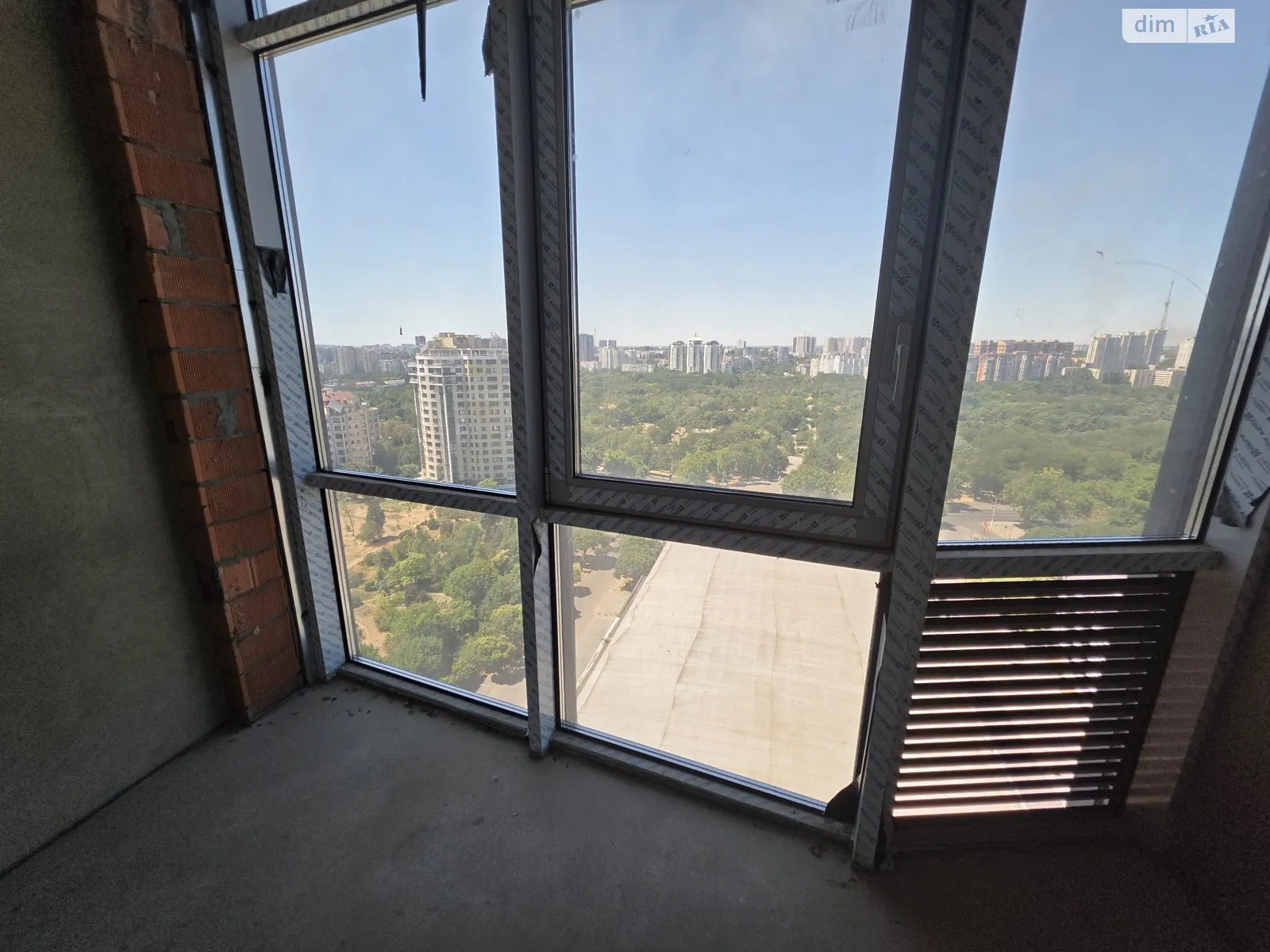 Продается 1-комнатная квартира 67 кв. м в Одессе, просп. Шевченко, 29/1 - фото 1