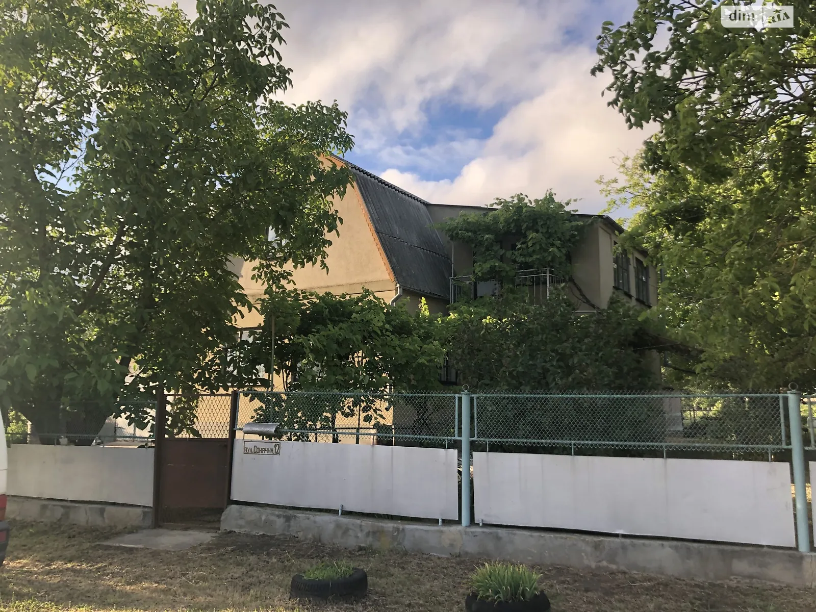 Продается дом на 2 этажа 152.4 кв. м с бассейном, цена: 52000 $ - фото 1