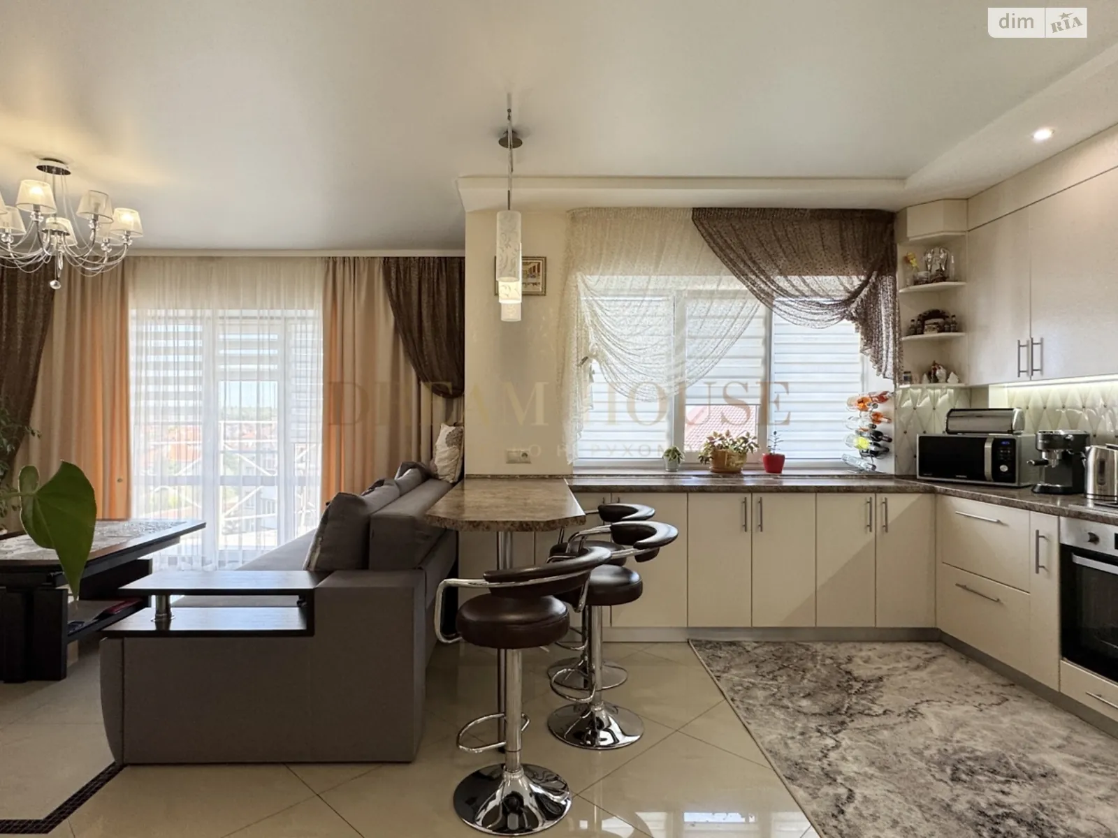 Продается 2-комнатная квартира 60.1 кв. м в Михайловке-Рубежовке, ул. Чубинского - фото 1