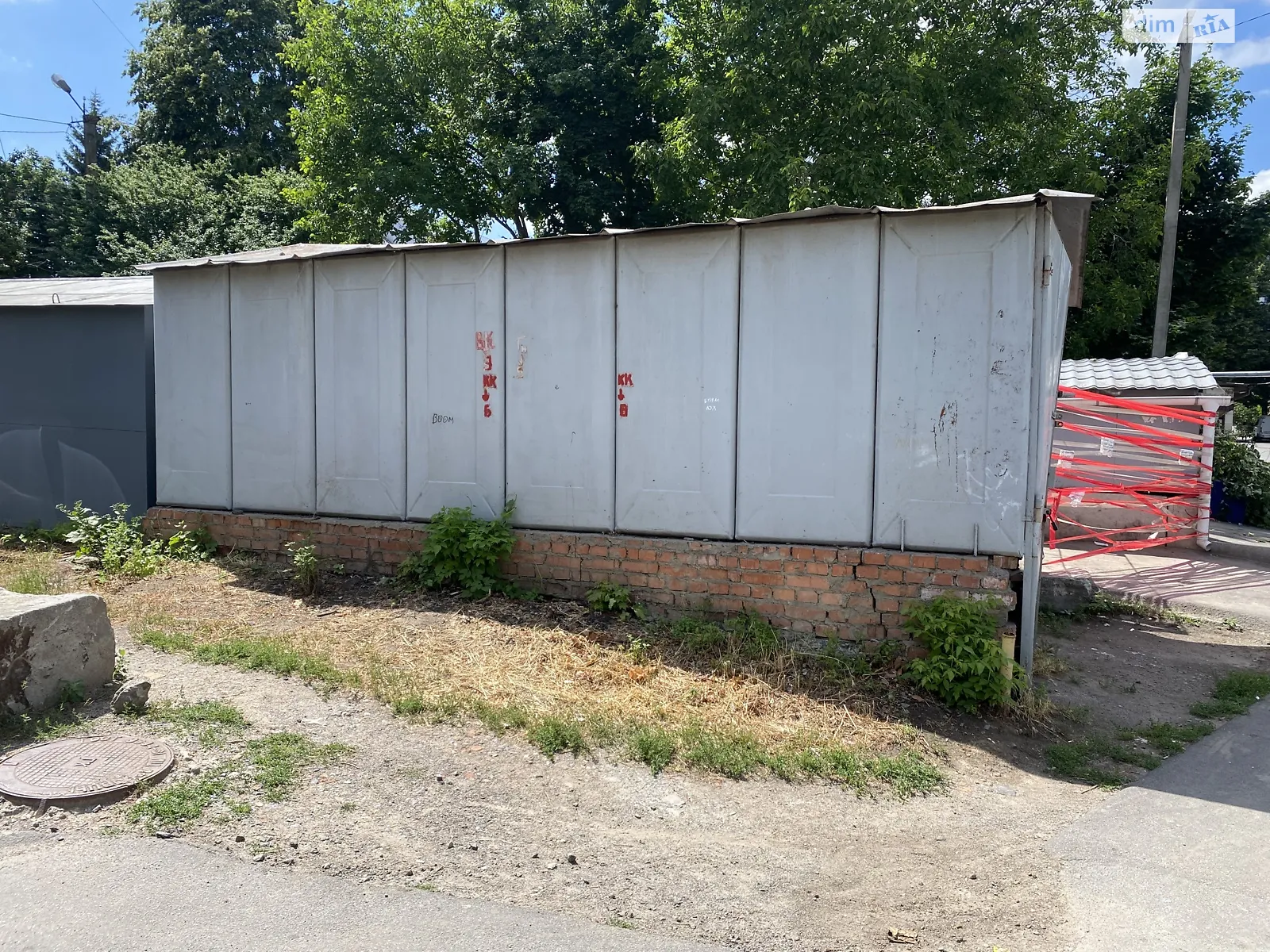 Продается отдельно стоящий гараж под бус на 32 кв. м, цена: 5500 $ - фото 1