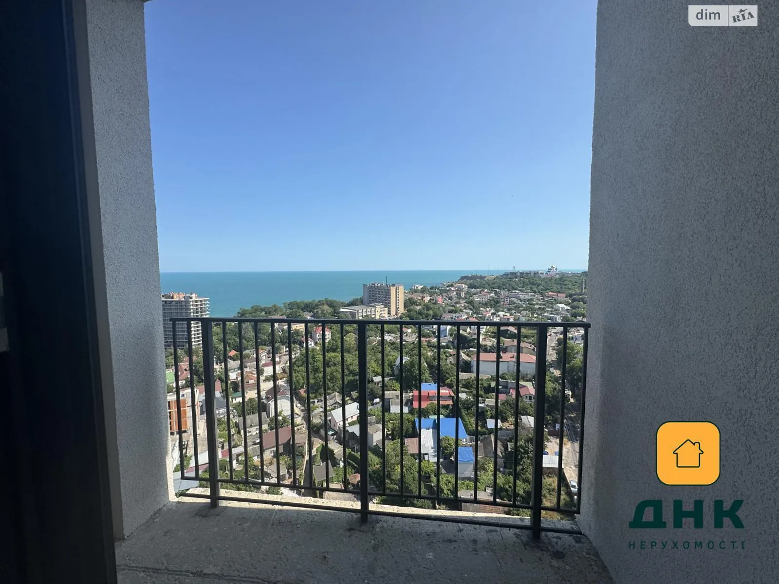 Продается 3-комнатная квартира 90 кв. м в Одессе, ул. Дача Ковалевского, 5 - фото 1