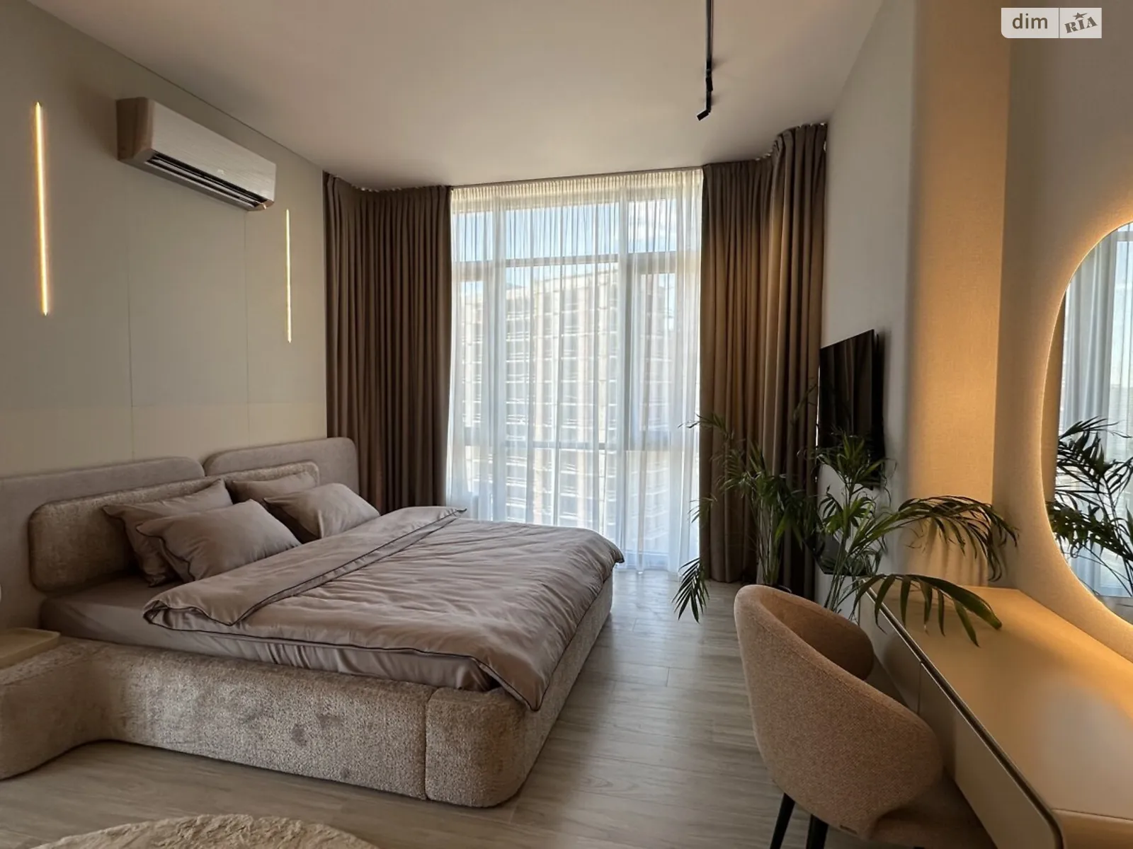 Продается 2-комнатная квартира 78.7 кв. м в Киеве, ул. Андрея Верхогляда(Драгомирова), 19А - фото 1