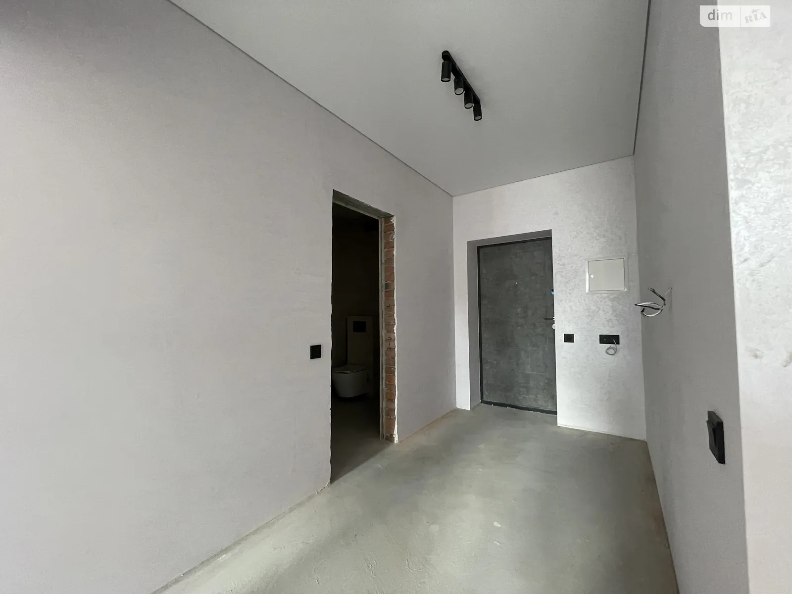 Продается 1-комнатная квартира 41 кв. м в Житомире, ул. Евгения Рыхлика, 13 - фото 1