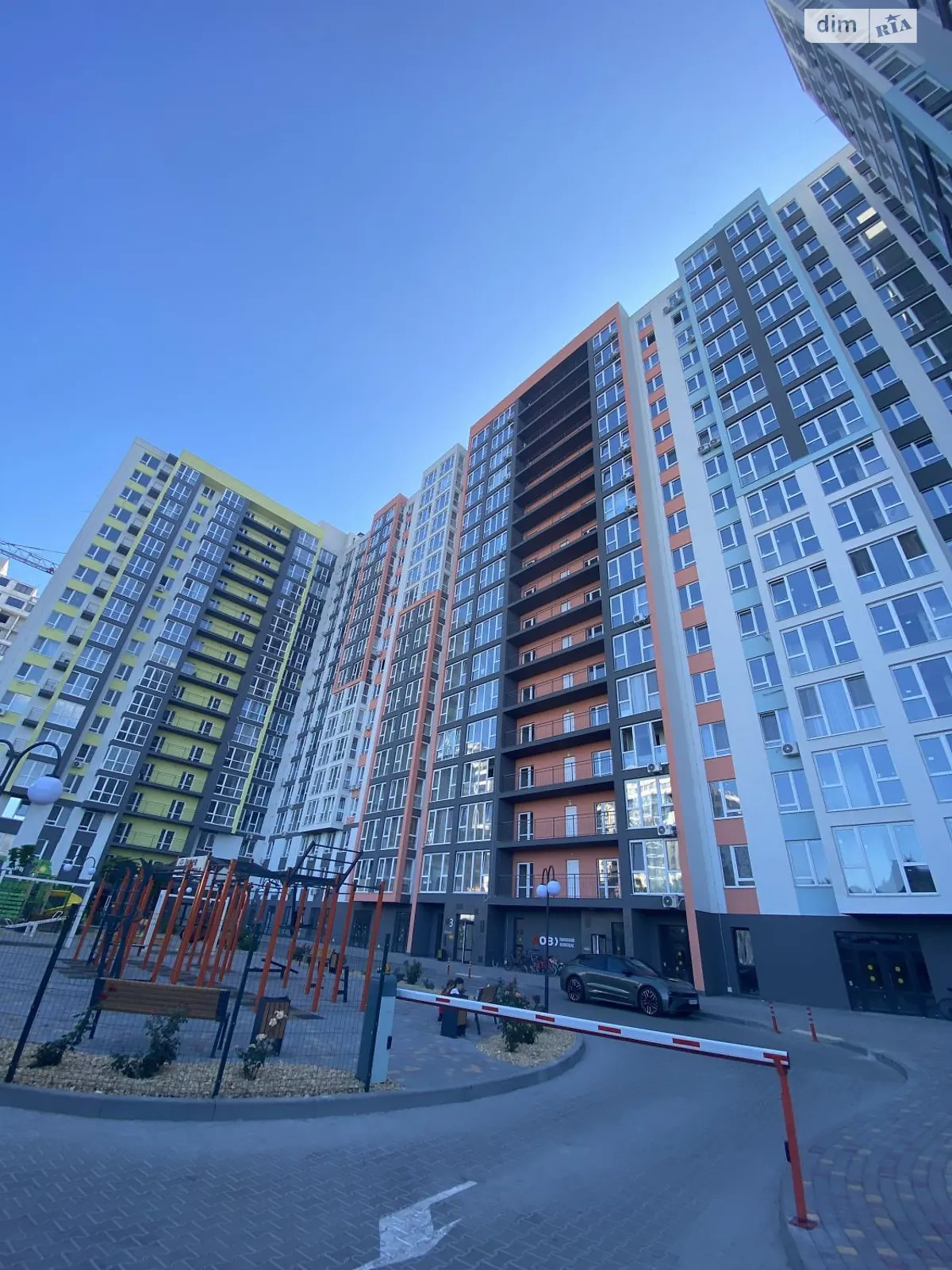 Продається 2-кімнатна квартира 59 кв. м у Лиманці, вул. Академіка Вільямса, 93 корпус 4 - фото 1