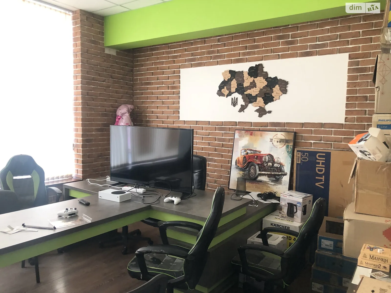 Продается офис 133 кв. м в бизнес-центре, цена: 90000 $ - фото 1