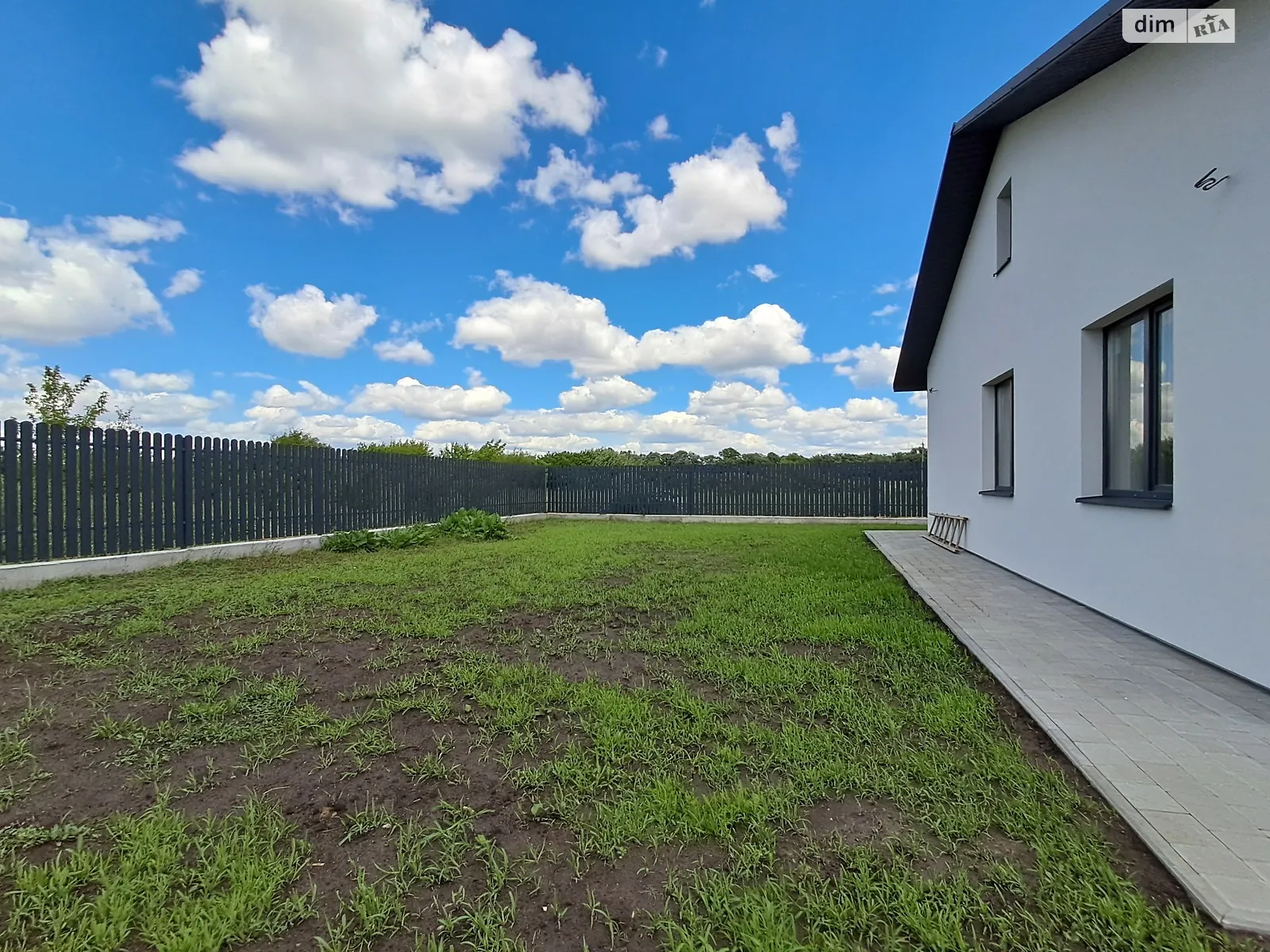 Сдается в аренду одноэтажный дом 105 кв. м с бассейном, цена: 850 $ - фото 1
