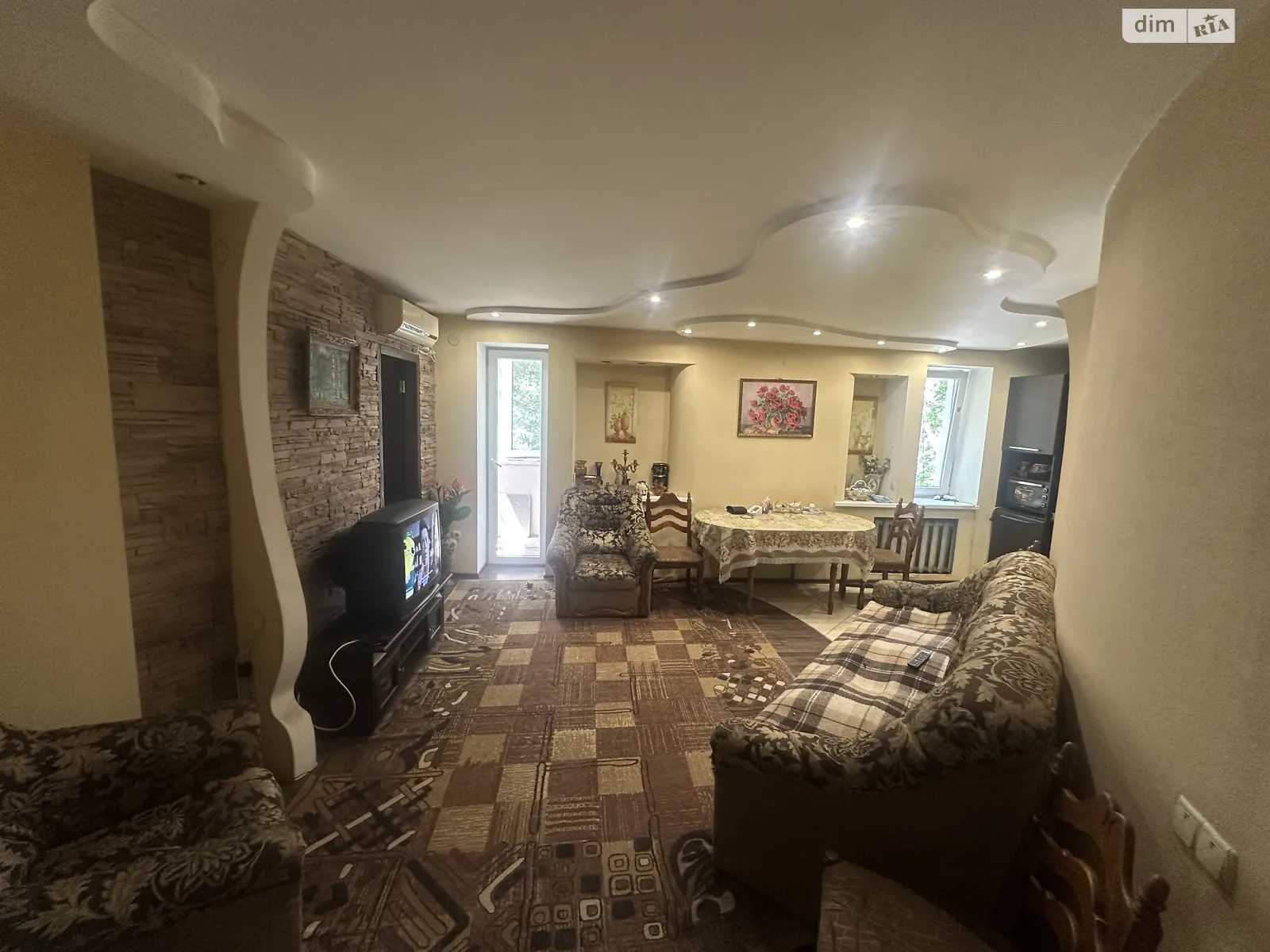 3-комнатная квартира 68.89 кв. м в Запорожье, ул. Космическая, 124 - фото 1