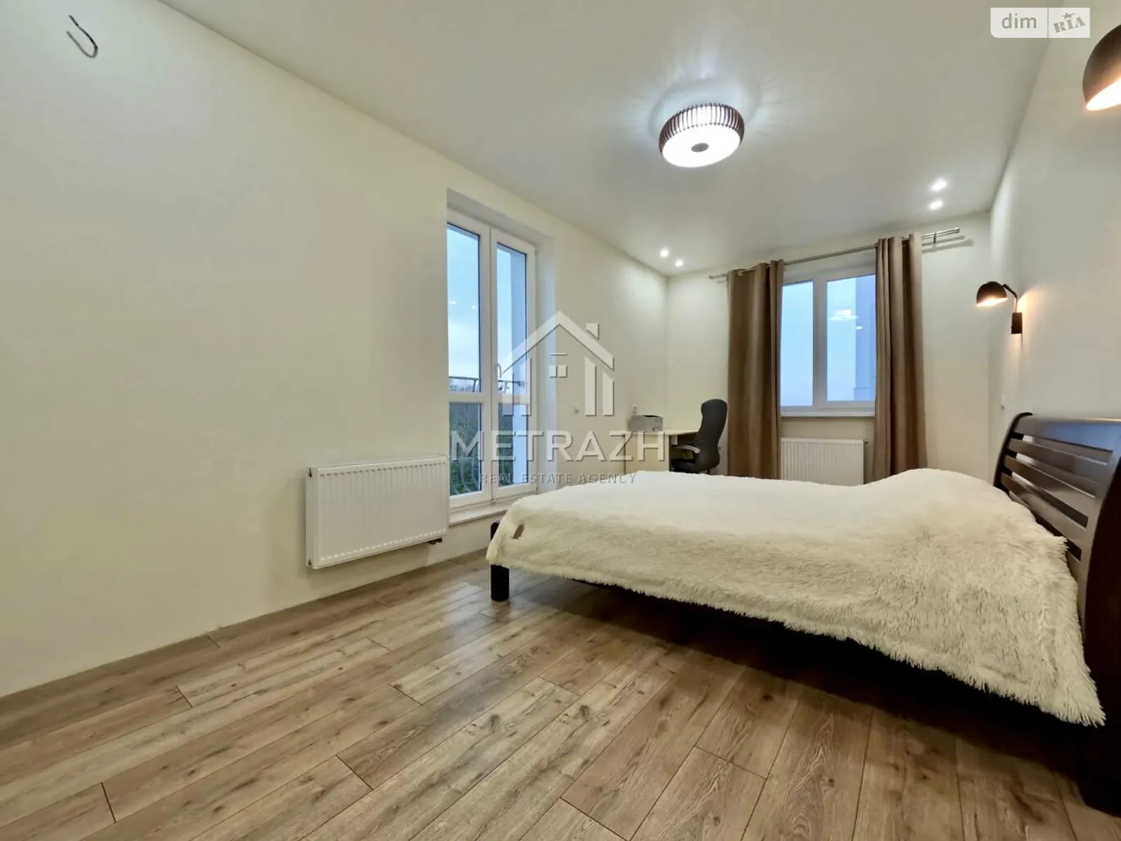 Продается 3-комнатная квартира 81 кв. м в Харькове, просп. Героев Харькова(Московский), 272 - фото 1